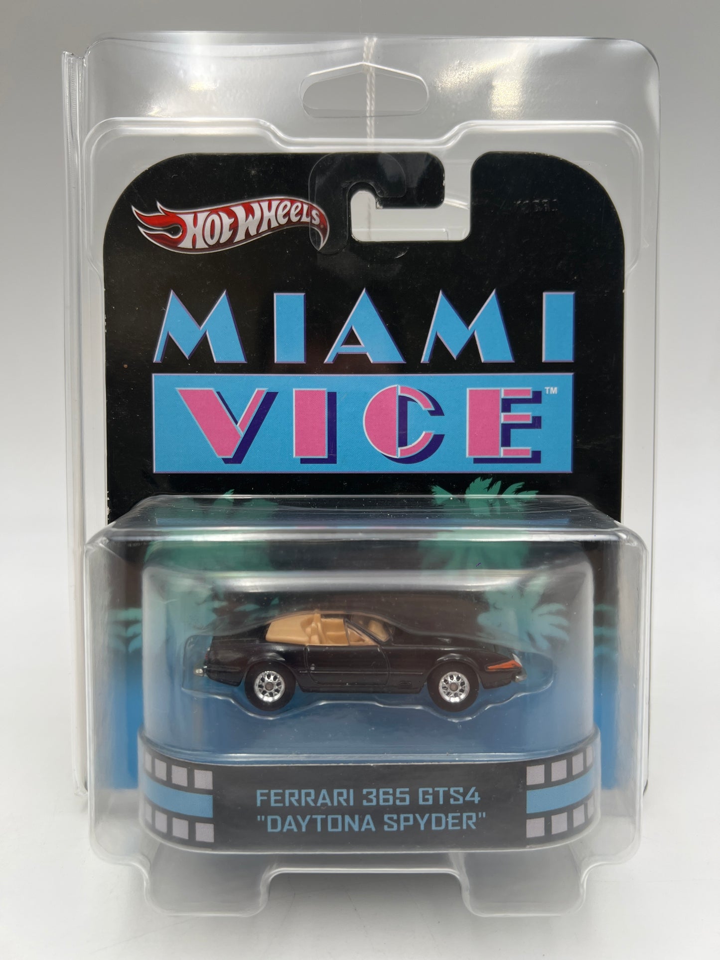 Hot Wheels Retro Entertainment Miami Vice Ferrari 365 GTS4 Daytona Spyder W/Protector