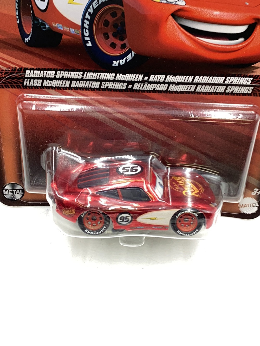 Disney Pixar Cars Radiator Springs Lightnin McQueen 136G
