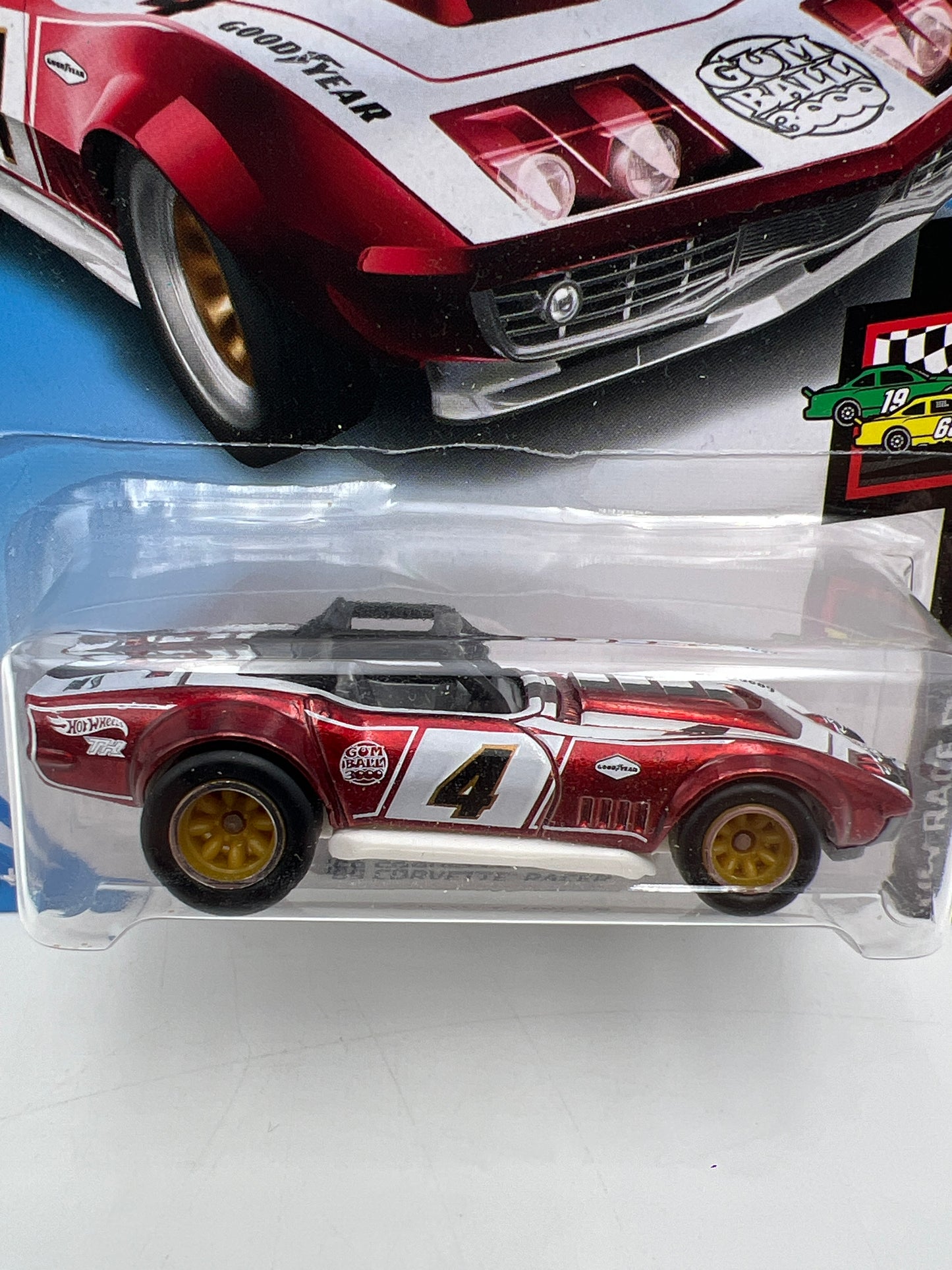 2019 Hot Wheels Super Treasure Hunt #173 69 Corvette Racer Red W/Protector