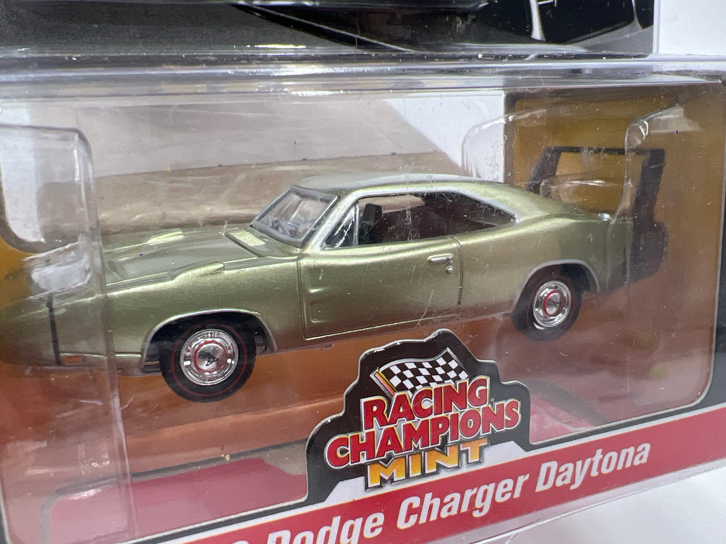 2016 Racing Champions Mint #1 1969 Dodge Charger Daytona Green 180i