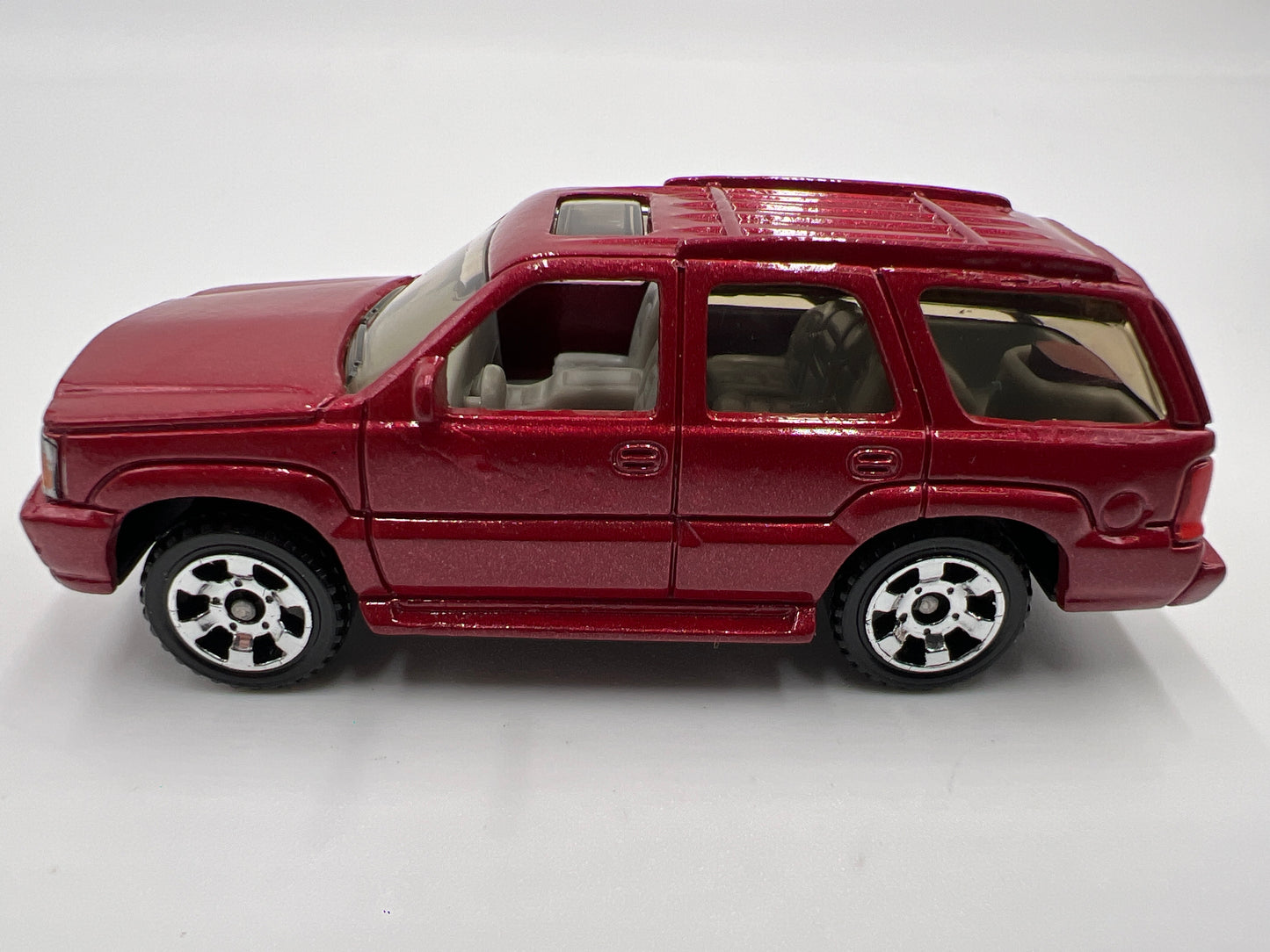 Matchbox 1/64 Cadillac Escalade Red Loose