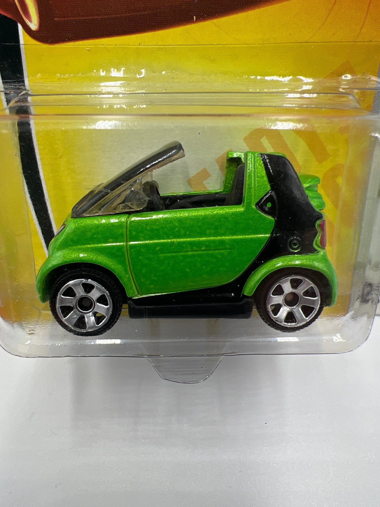 Matchbox Metro Rides #28 Smart Cabrio Green 215A