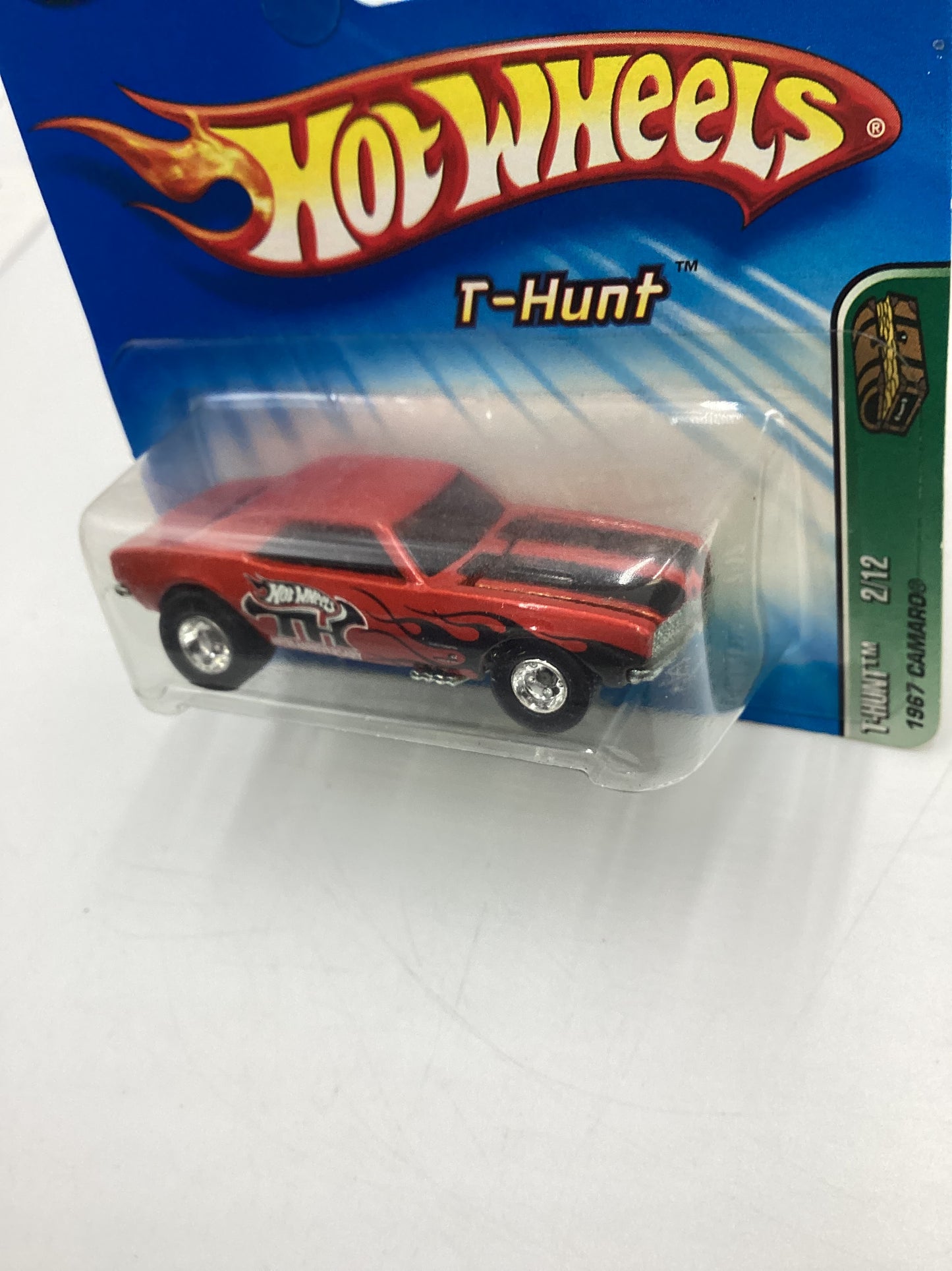 2005 Hot Wheels #122 Treasure Hunt 1967 Camaro Red Short Card W/protector