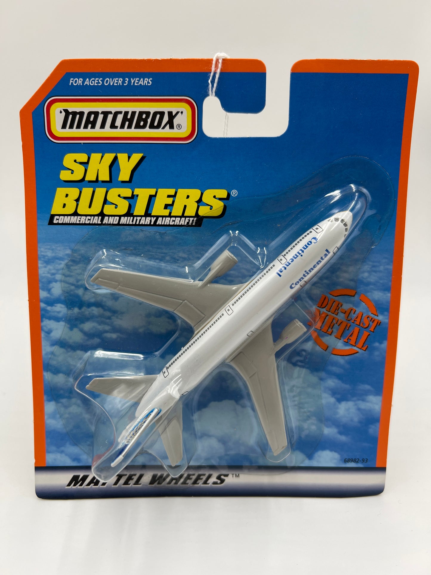 Matchbox Sky Busters DC-10 Continental #1 YY1