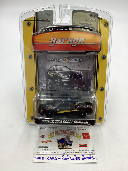 Greenlight Muscle Car Garage Series 5 Custom 2006 Dodge Charger Police