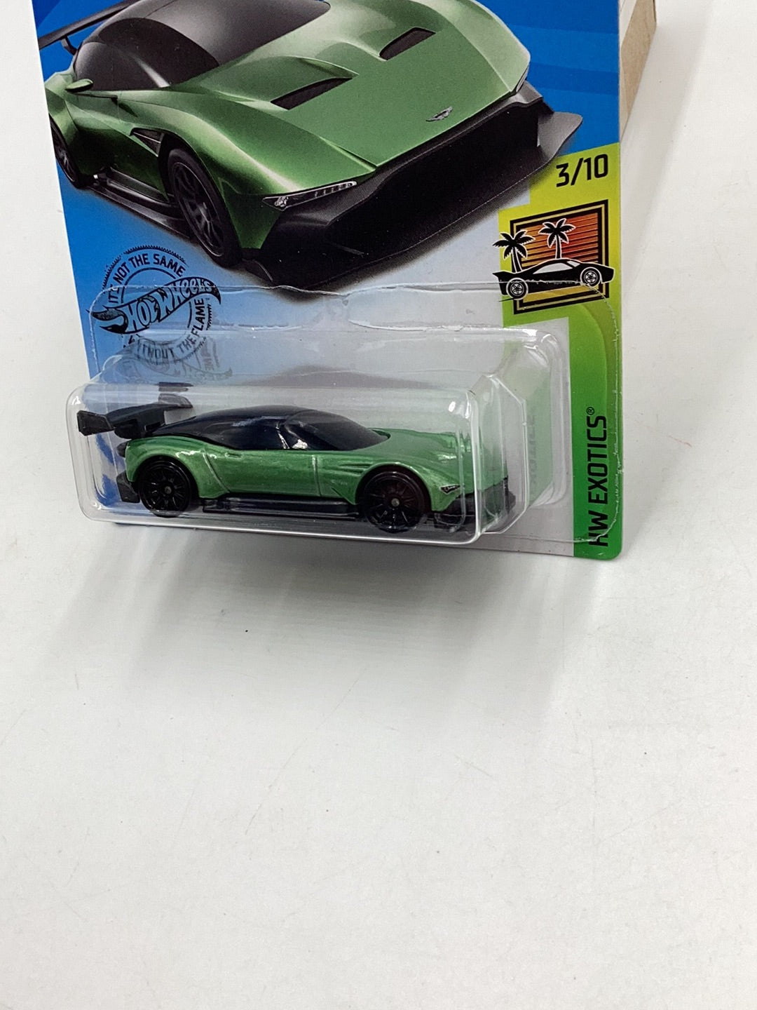 2019 Hot wheels  #235 Aston Martin Vulcan 106A