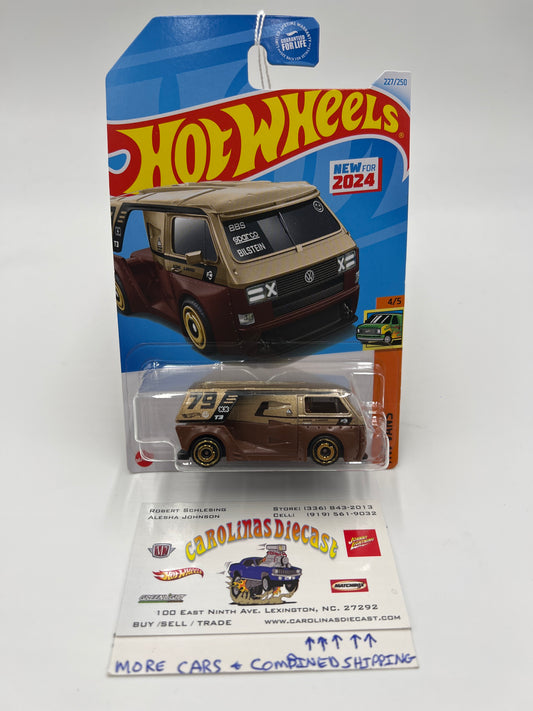 2024 Hot Wheels Q Case #227 VW T3 Custom Brown