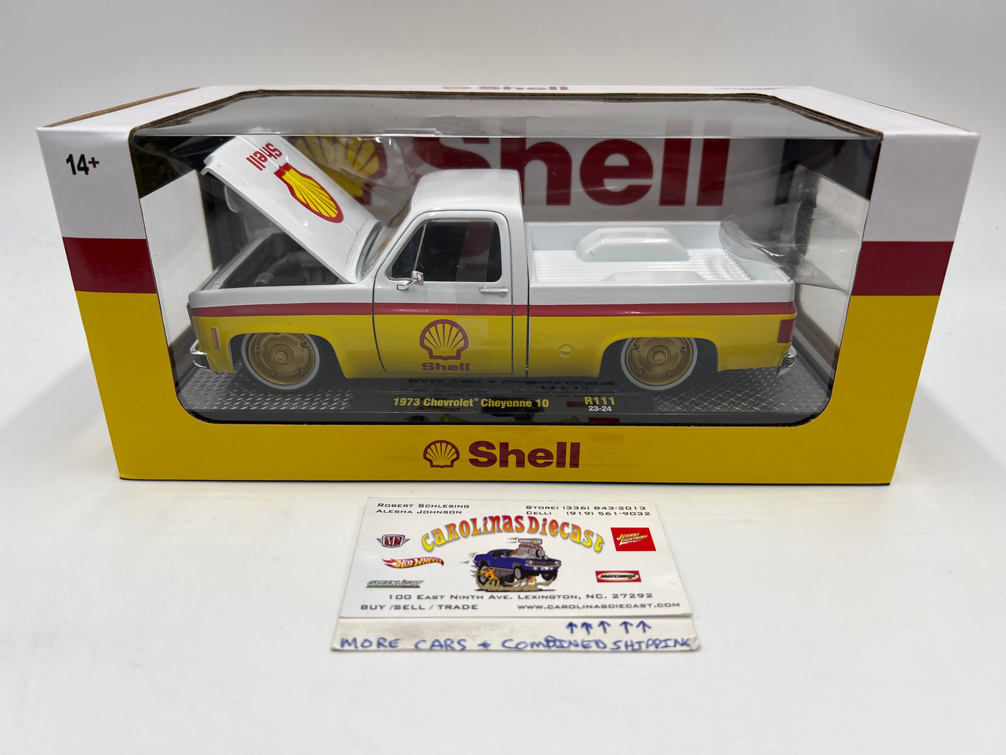M2 Machines 1/24 Shell 1973 Chevrolet Cheyenne 10 Yellow/White R111 Cracked Blister