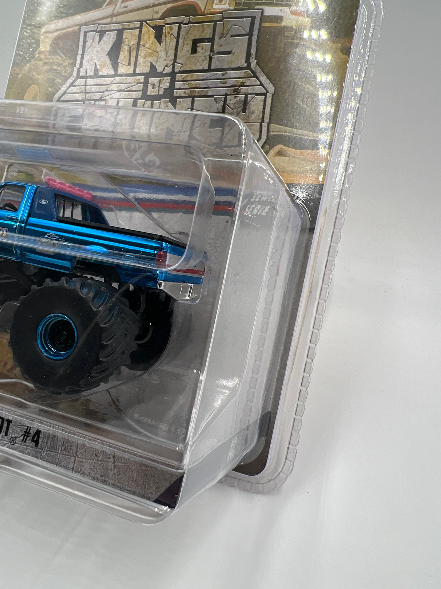 Greenlight Kings of Crunch Series 16 Walmart CHASE 1990 Ford F-350 Bigfoot #4 Chrome Blue