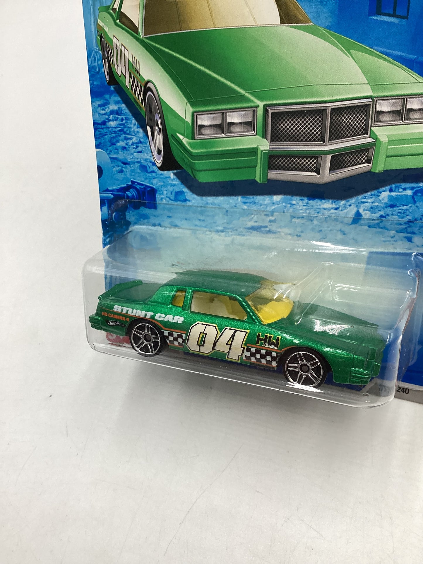 2010 Hot Wheels #175 Green 84 Pontiac 38D