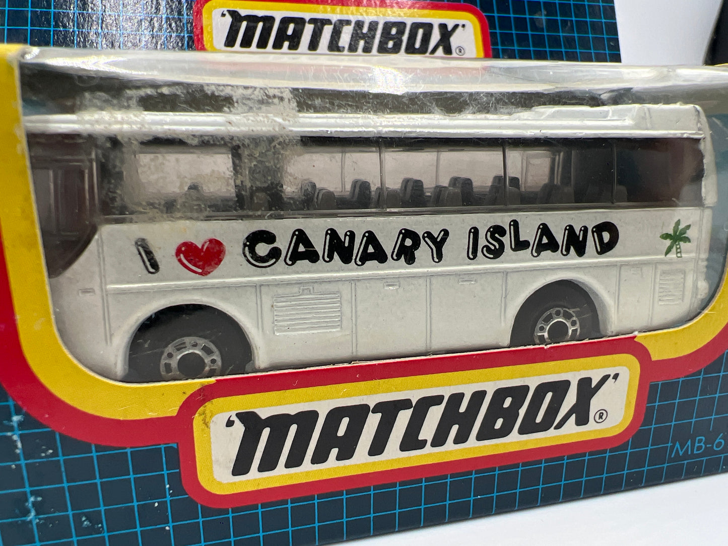 Matchbox Unpunched #67 Canary Island Ikarus Coach White