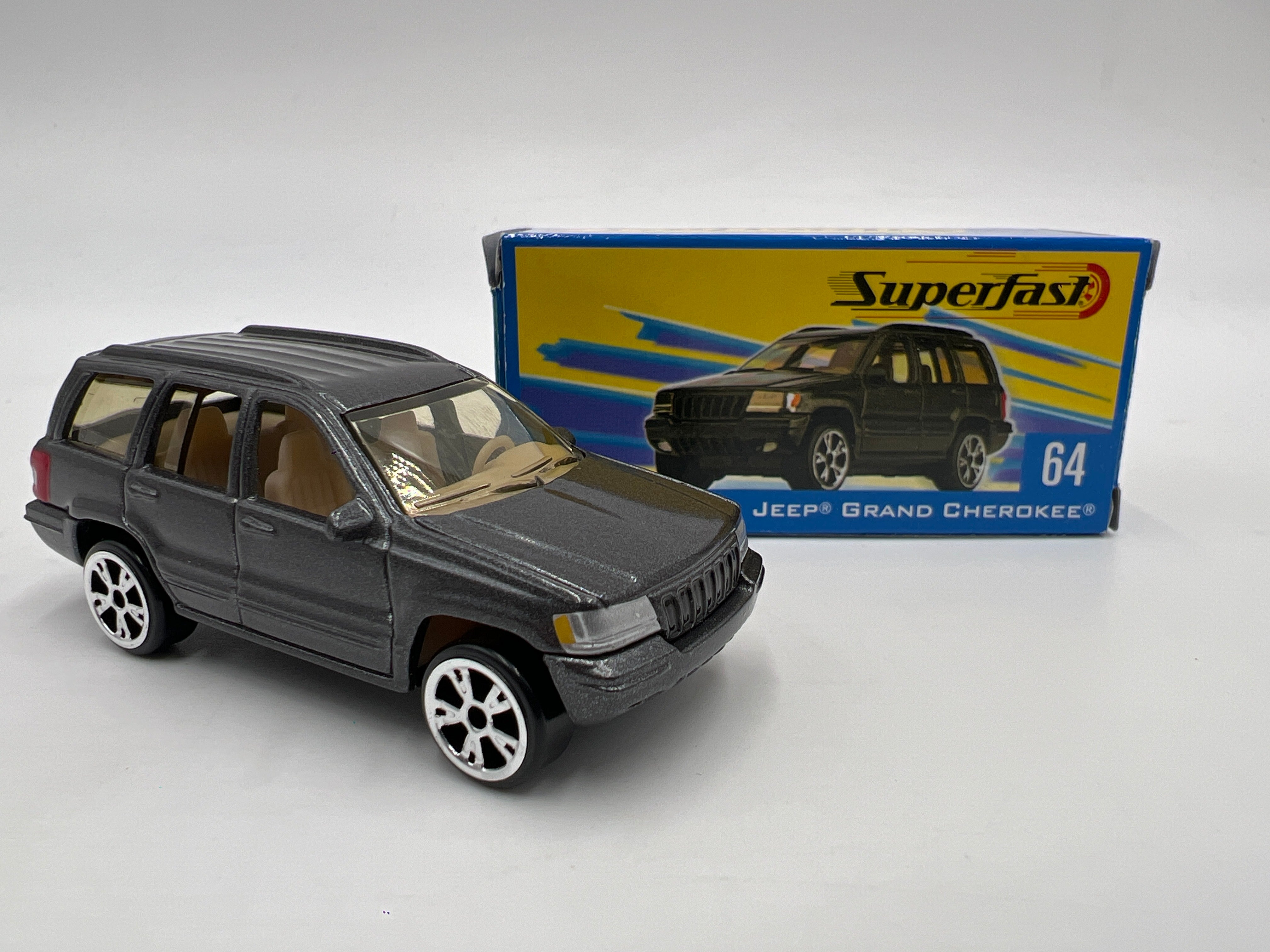杢爺 Matchbox 1/64 Superfast #64 Jeep Grand Cherokee Gray Loose