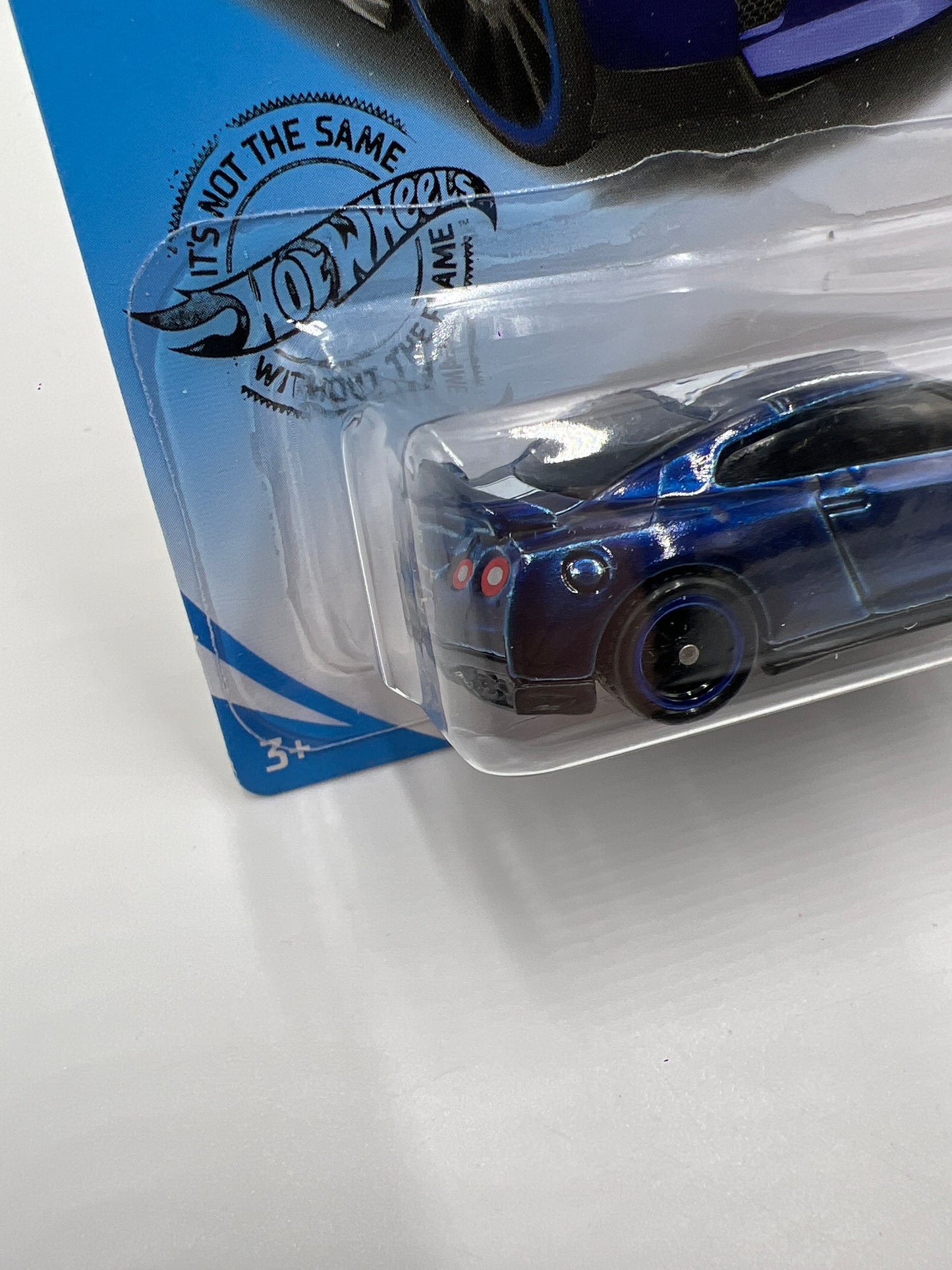 2020 Hot Wheels Super Treasure Hunt #137 17 Nissan GT-R R35 Blue W/Protector