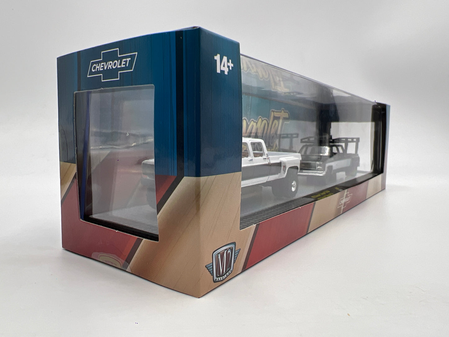 M2 Machines Auto Haulers 1975 Chevrolet Silverado 30 4x4 & 1973 Chevrolet Silverado 30 R87