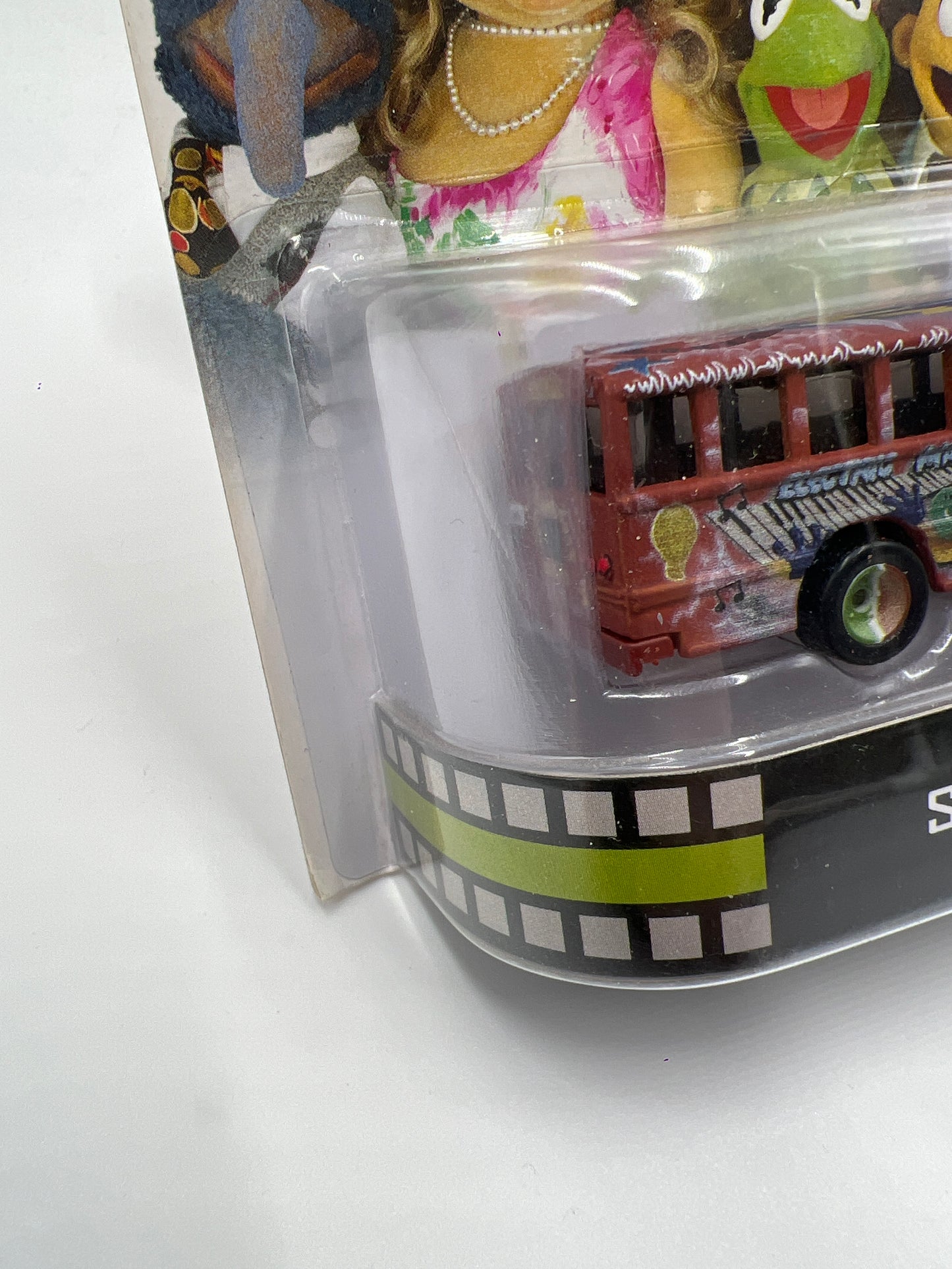 Hot Wheels Retro Entertainment The Muppets School Bus