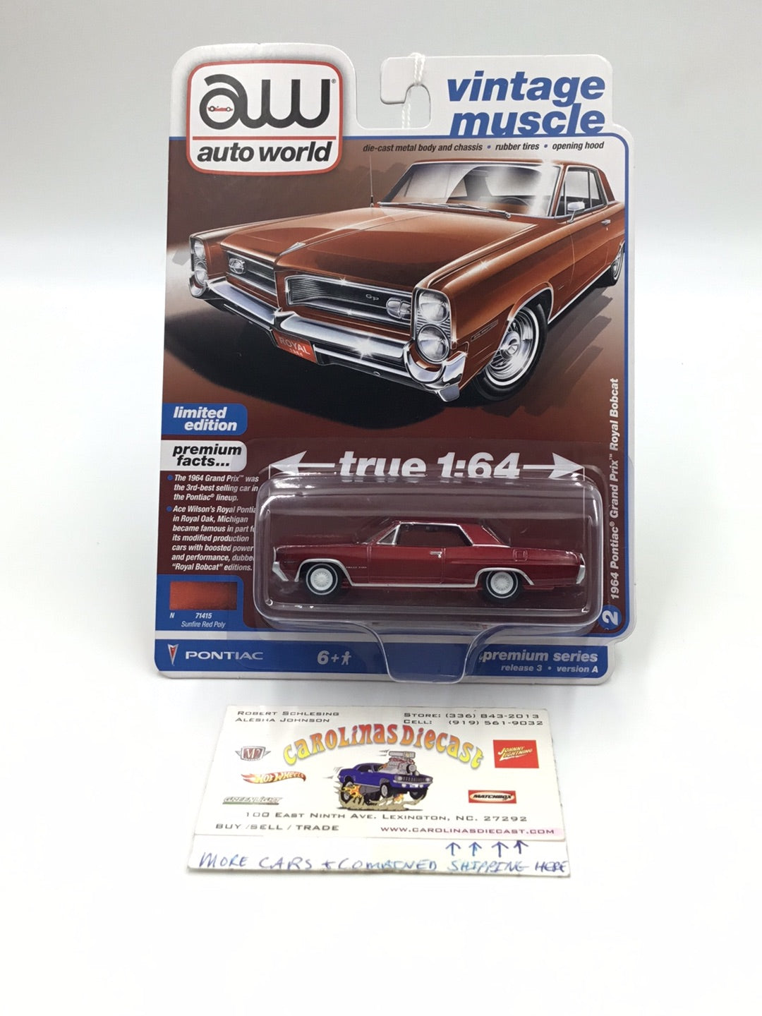 Auto world vintage muscle1964 Pontiac Grand Prix Royal Bobcat Ultra Red Chase