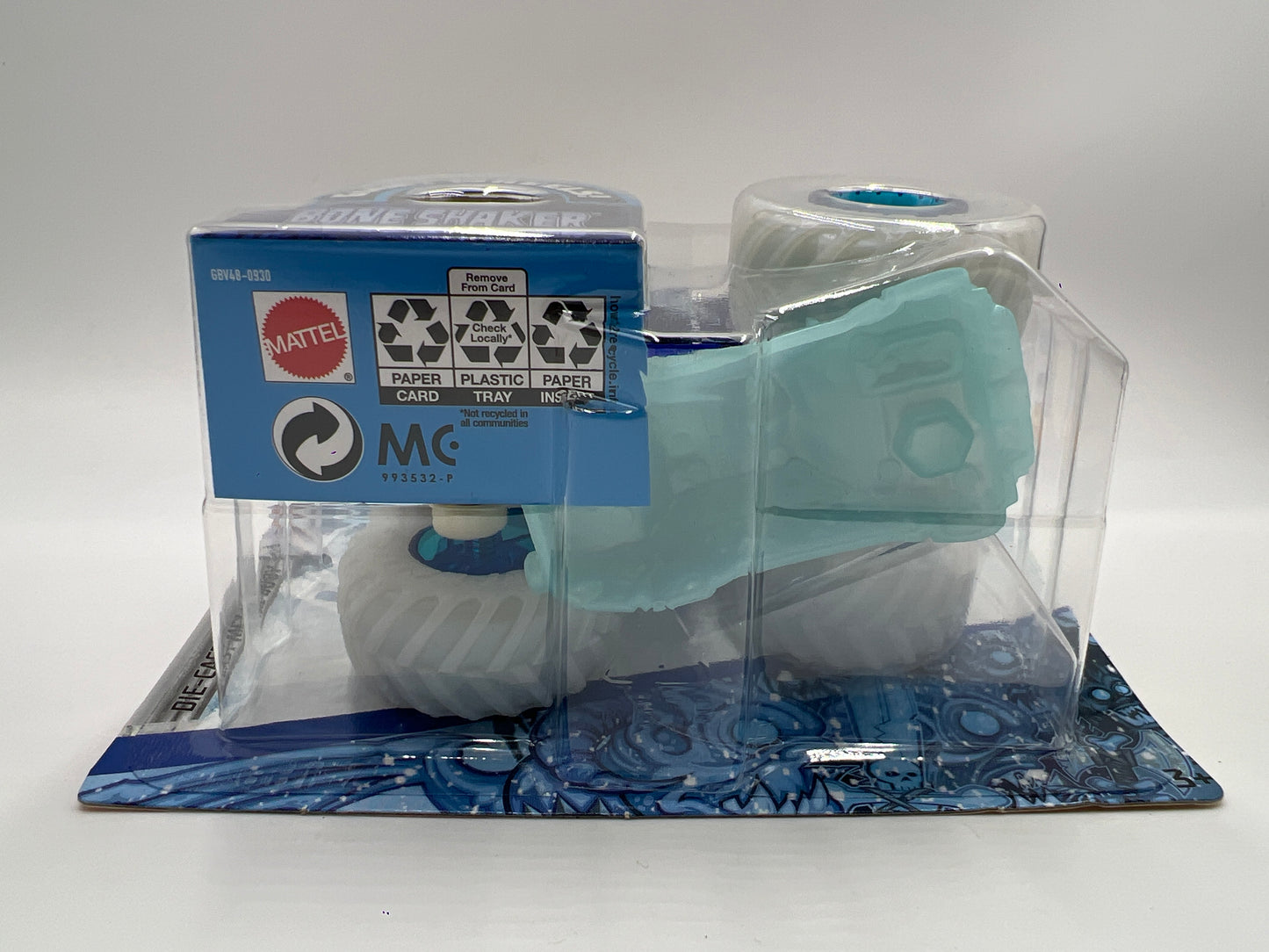 Hot Wheels Monster Trucks Blizzard Bashers Bone Shaker W/Protector