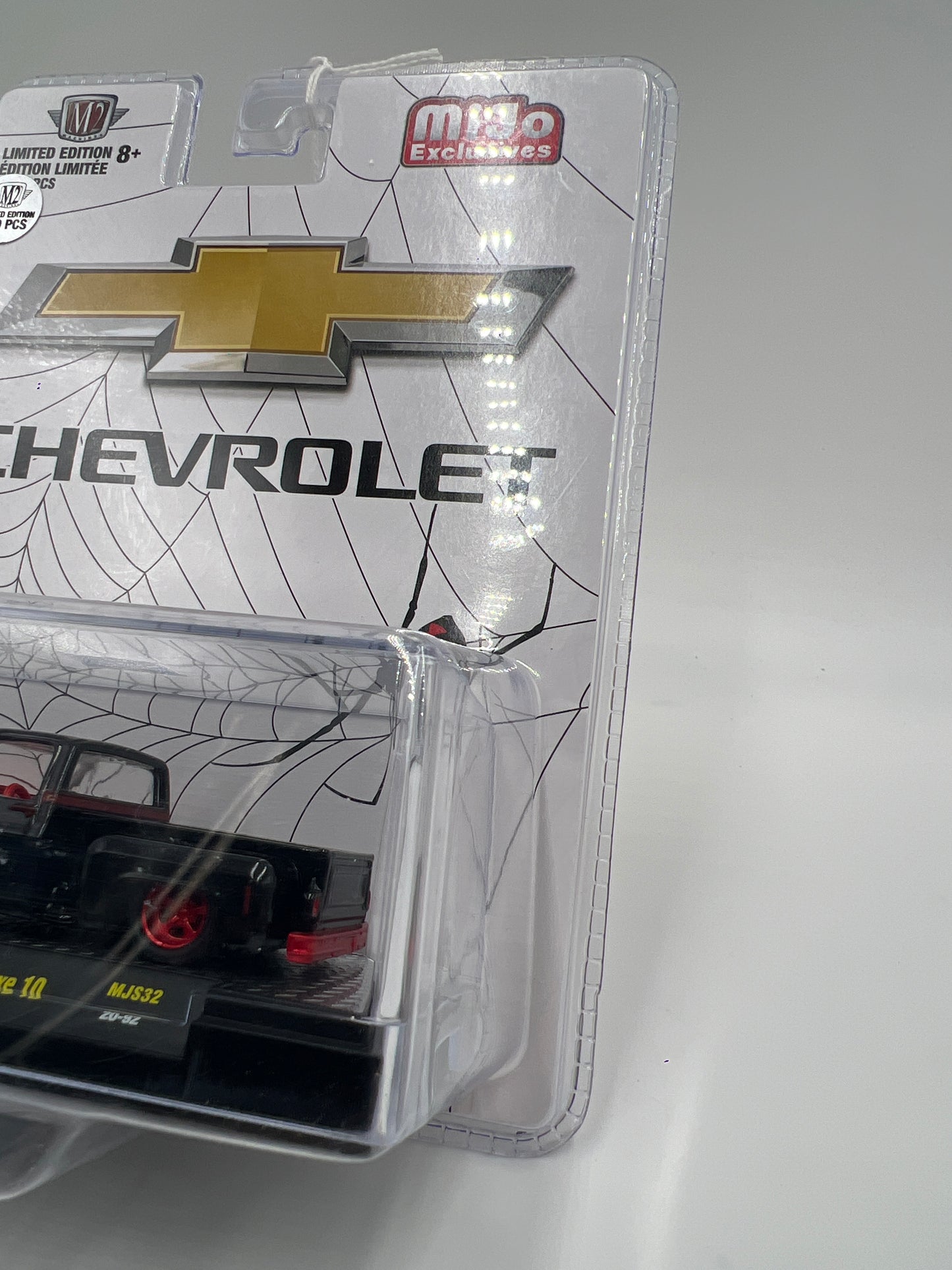 M2 Machines MiJo Exclusives CHASE 1/500 1973 Chevrolet Custom Deluxe 10 MJS32