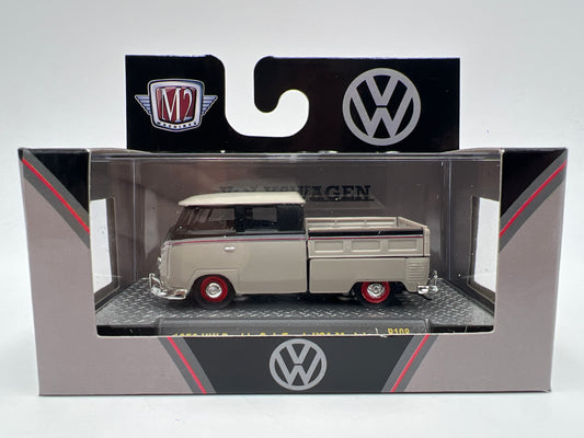 M2 Machines R108 1959 VW Double Cab Truck USA Model