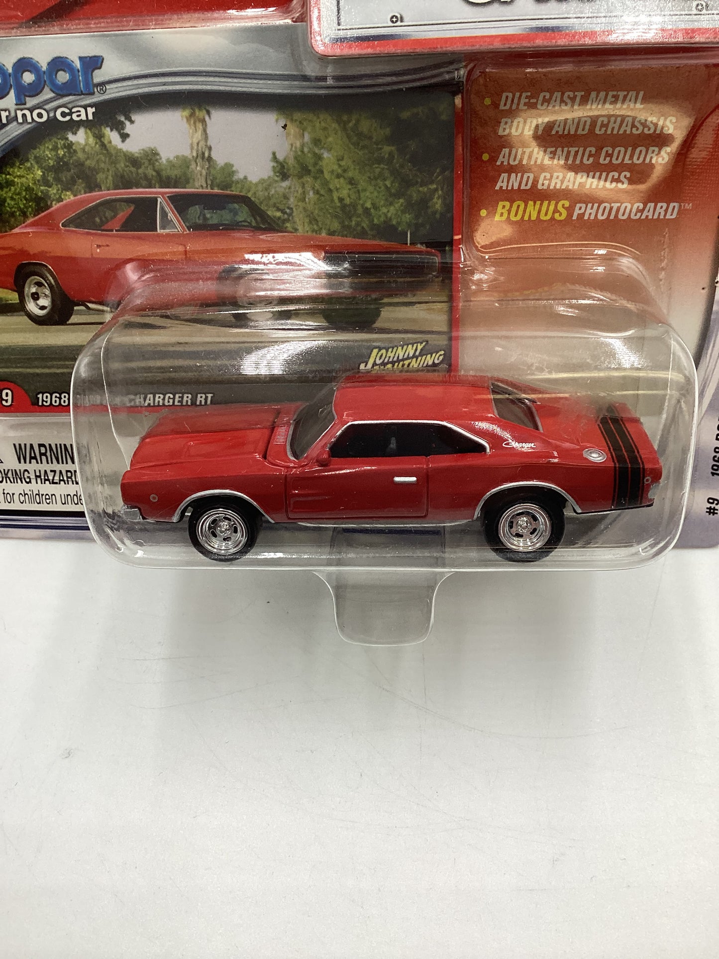 Johnny Lightning Mopar Or No Car #9 1968 Dodge Charger R/T Red 185C