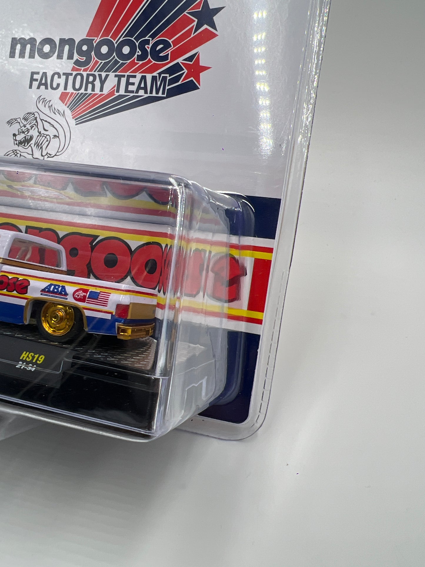 M2 Machines Hobby Exclusive CHASE Mongoose 1979 Chevrolet Silverado HS19