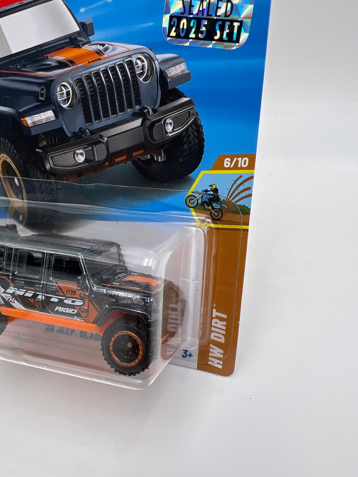 2025 Hot Wheels Factory Sealed Super Treasure Hunt #130 20 Jeep Gladiator Nitto W/Protector