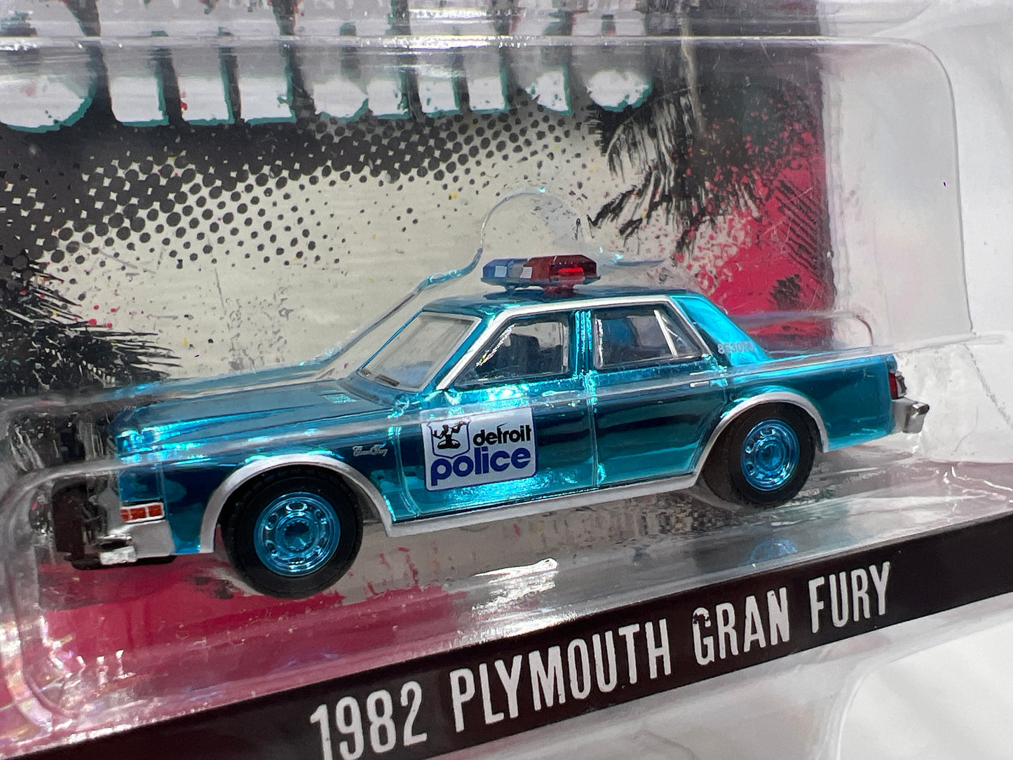 Greenlight Hollywood Series 43 True Romance Walmart CHASE 1982 Plymouth Gran Fury Chrome Blue