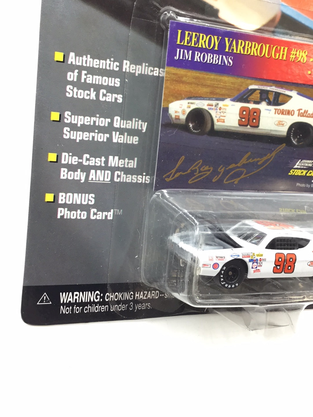 Johnny lightning Stock Car Legends #98 Leeroy Yarbrough Ford Talladega QQ1