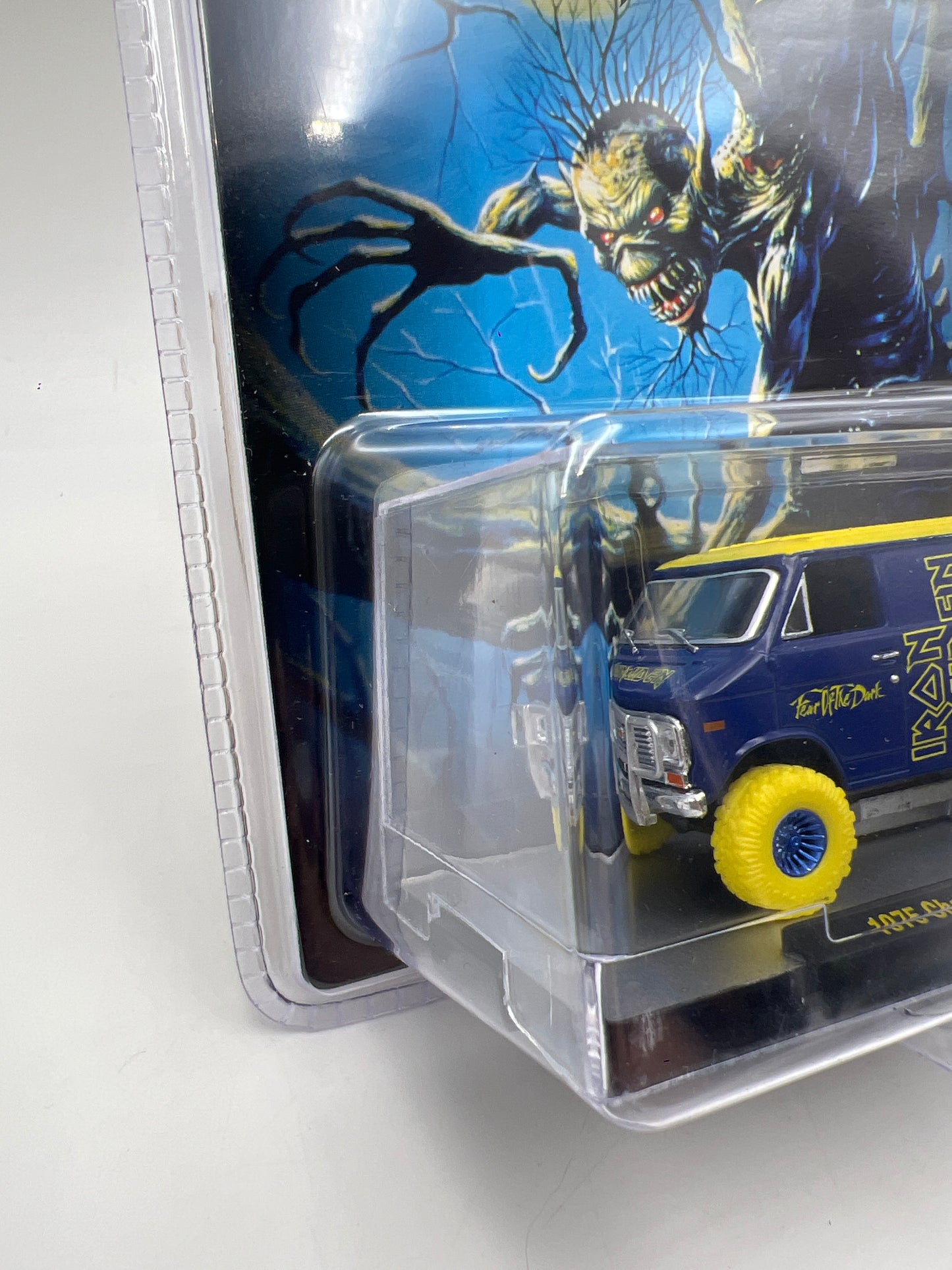 M2 Machines R03 Rock Legends Iron Maiden CHASE 1975 Chevrolet Van G10 4x4