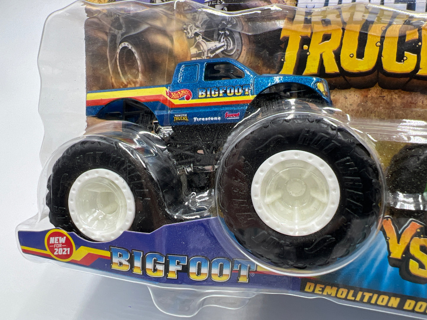 2021 Hot Wheels Monster Trucks Demolition Doubles Bigfoot Vs Snake Bite