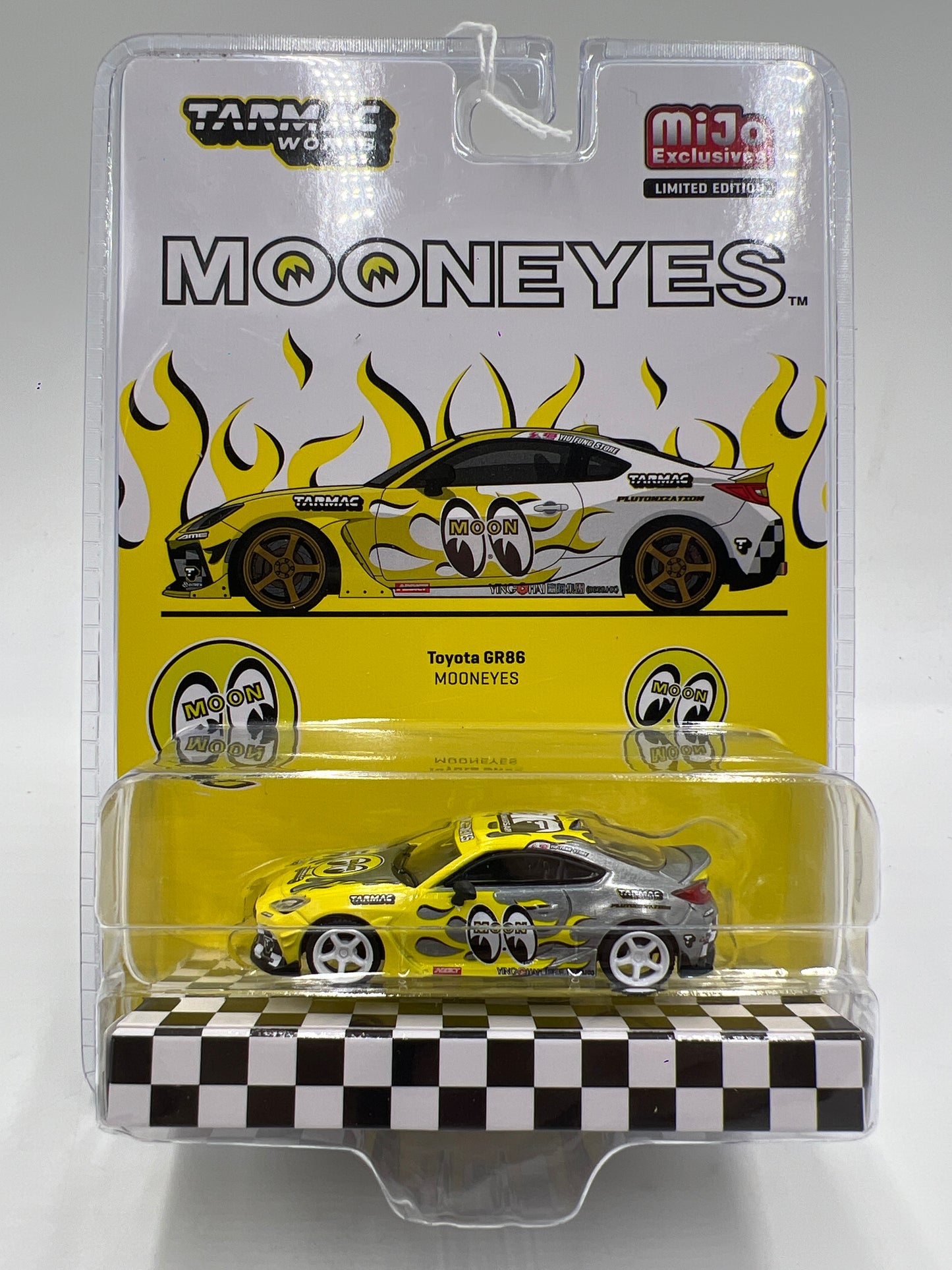 Tarmac Works Mijo Exclusives CHASE Toyota GR86 Mooneyes