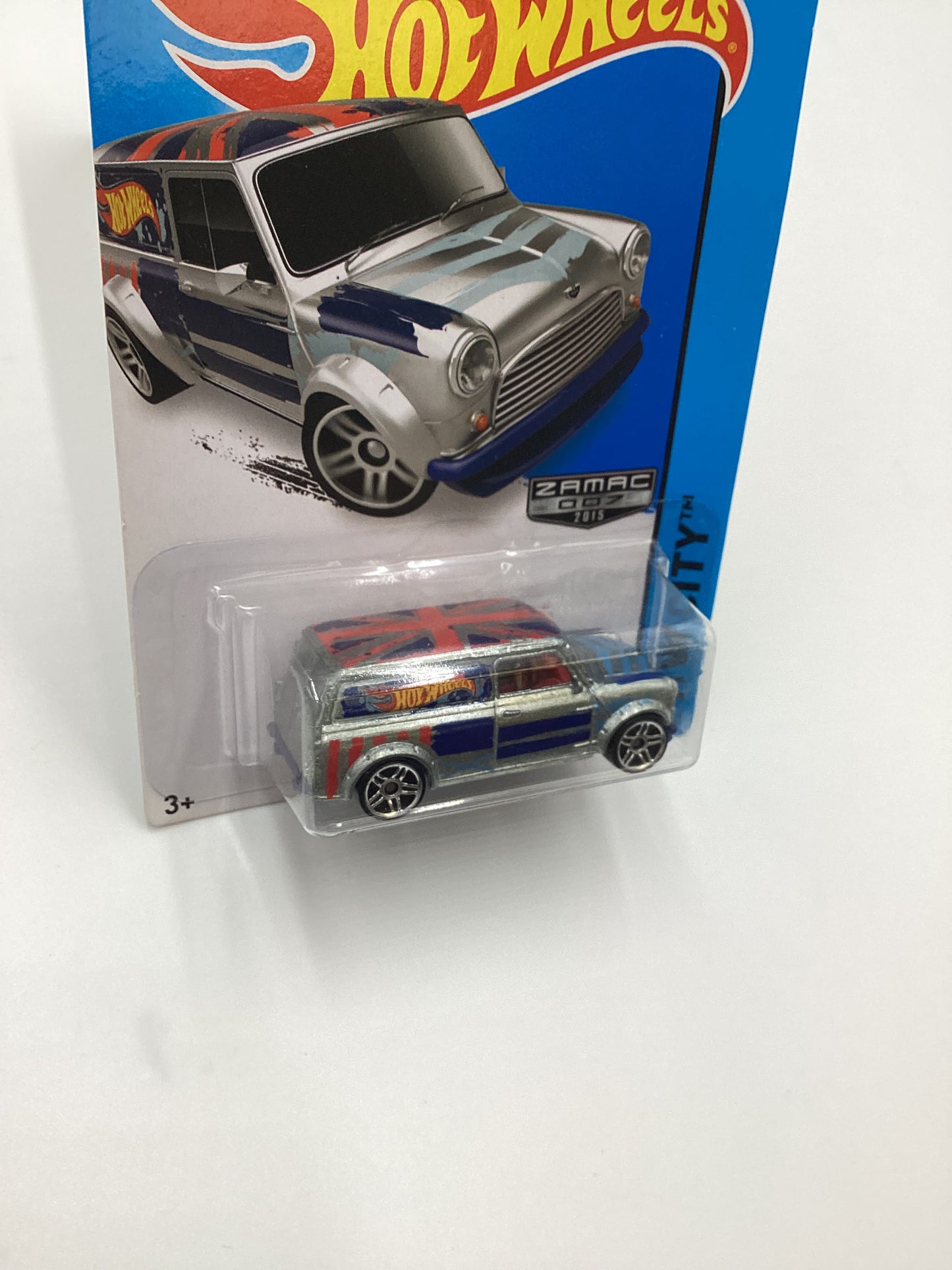 2015 Hot Wheels Zamac 007 #27 67 Austin Mini Van