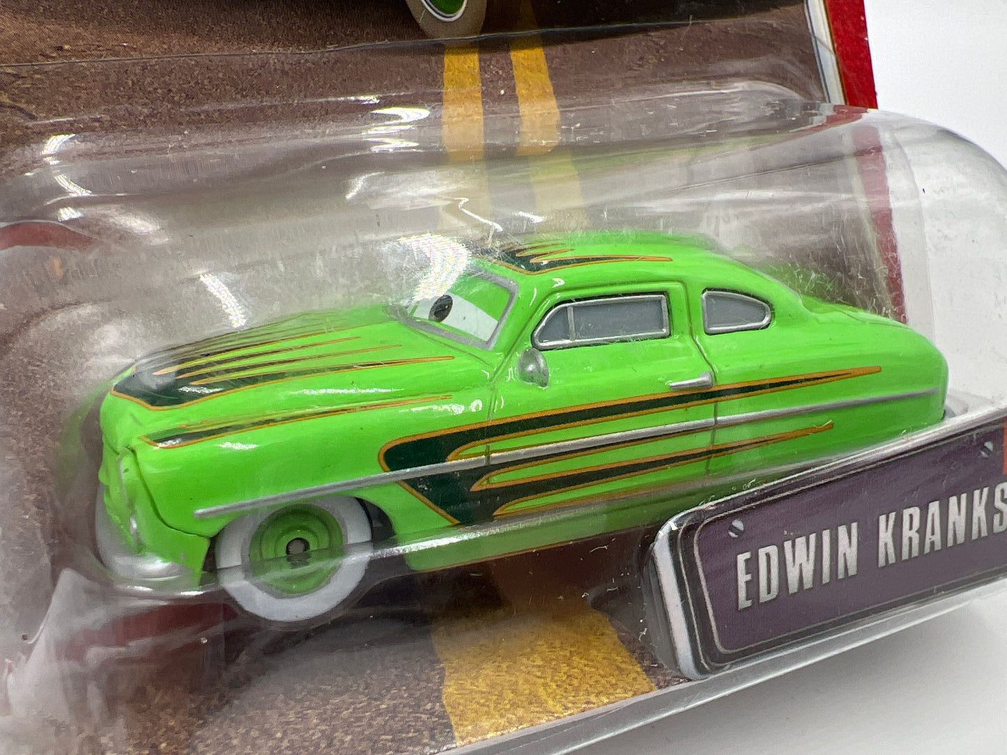 Disney Pixar The World Of Cars #72 Edwin Kranks Green 137E