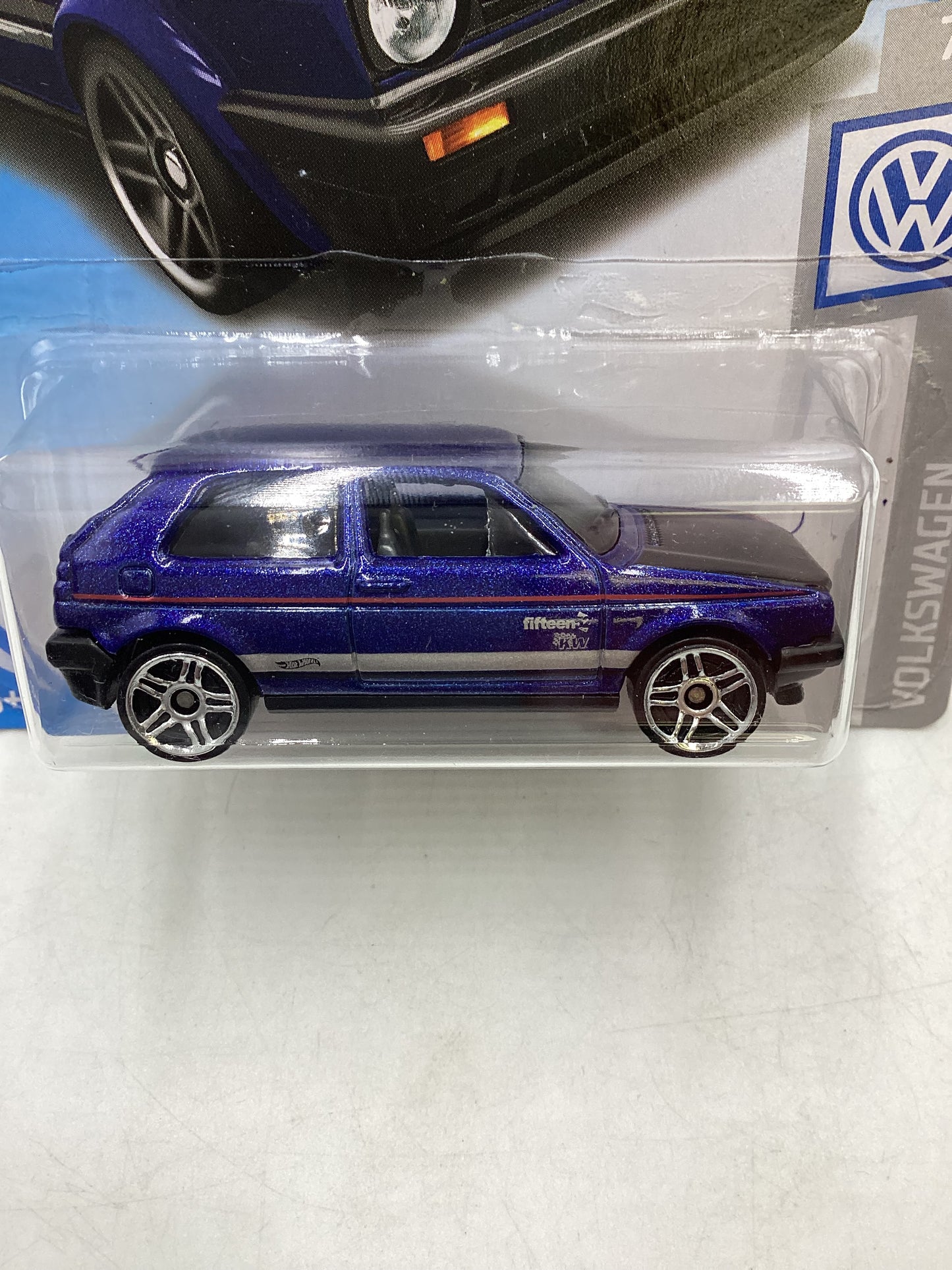 2019 Hot Wheels Factory Sealed #68 Volkswagen Golf MK2 Blue 95E