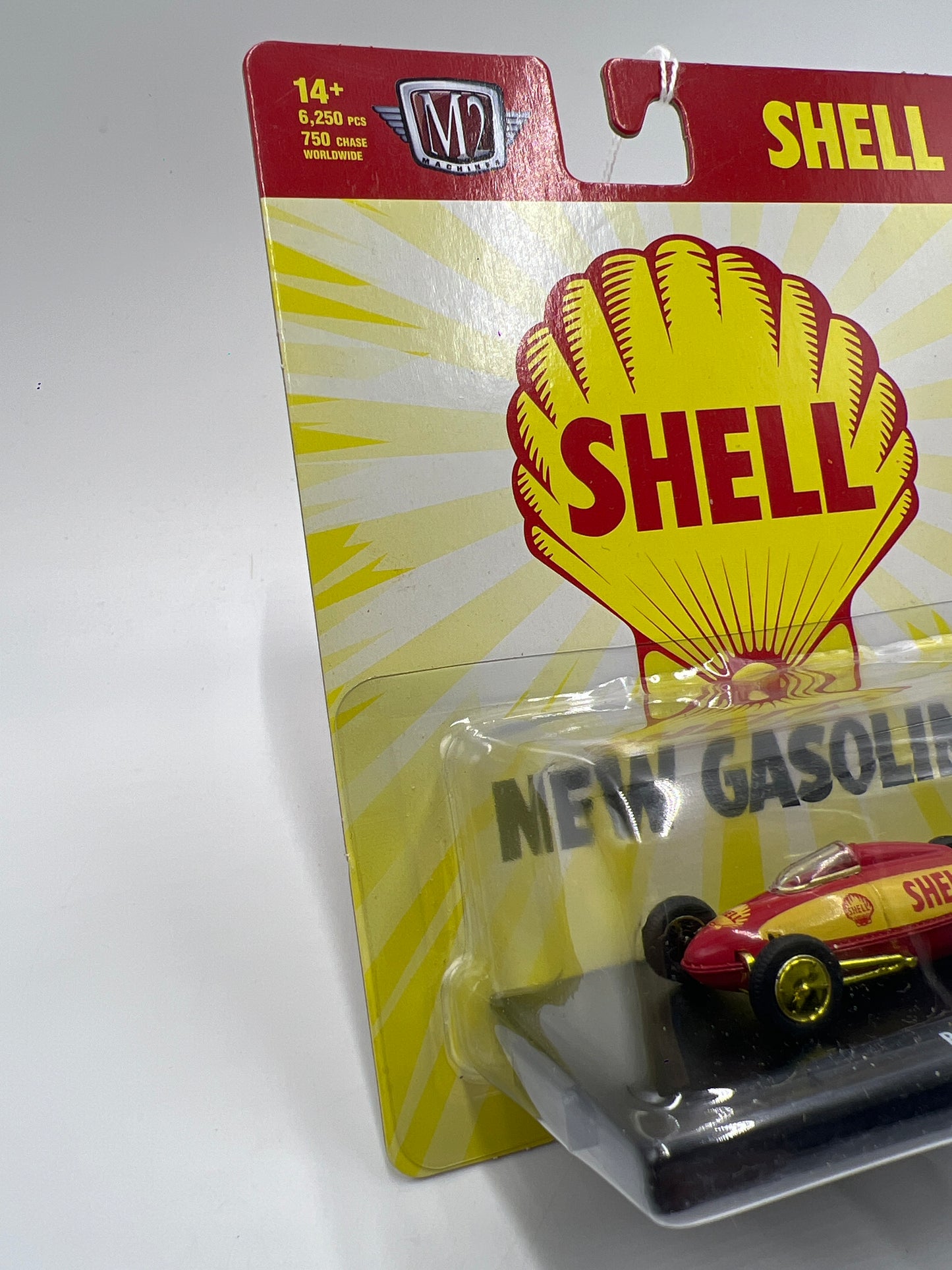 M2 Machines Auto-Drivers CHASE Shell Belly Tanker R117