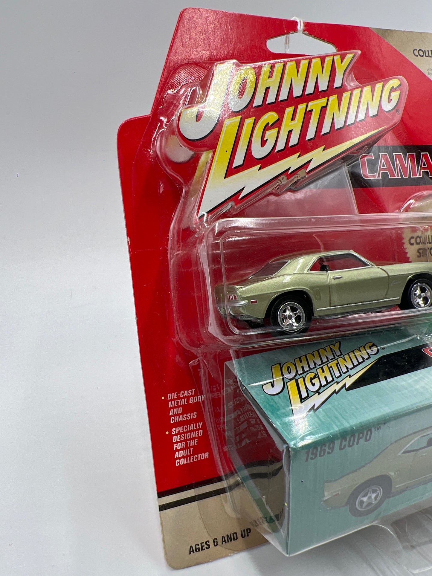 Johnny Lightning Pro Collector Series W/Storage Tin #33 1969 Copo Camaro Green 227E