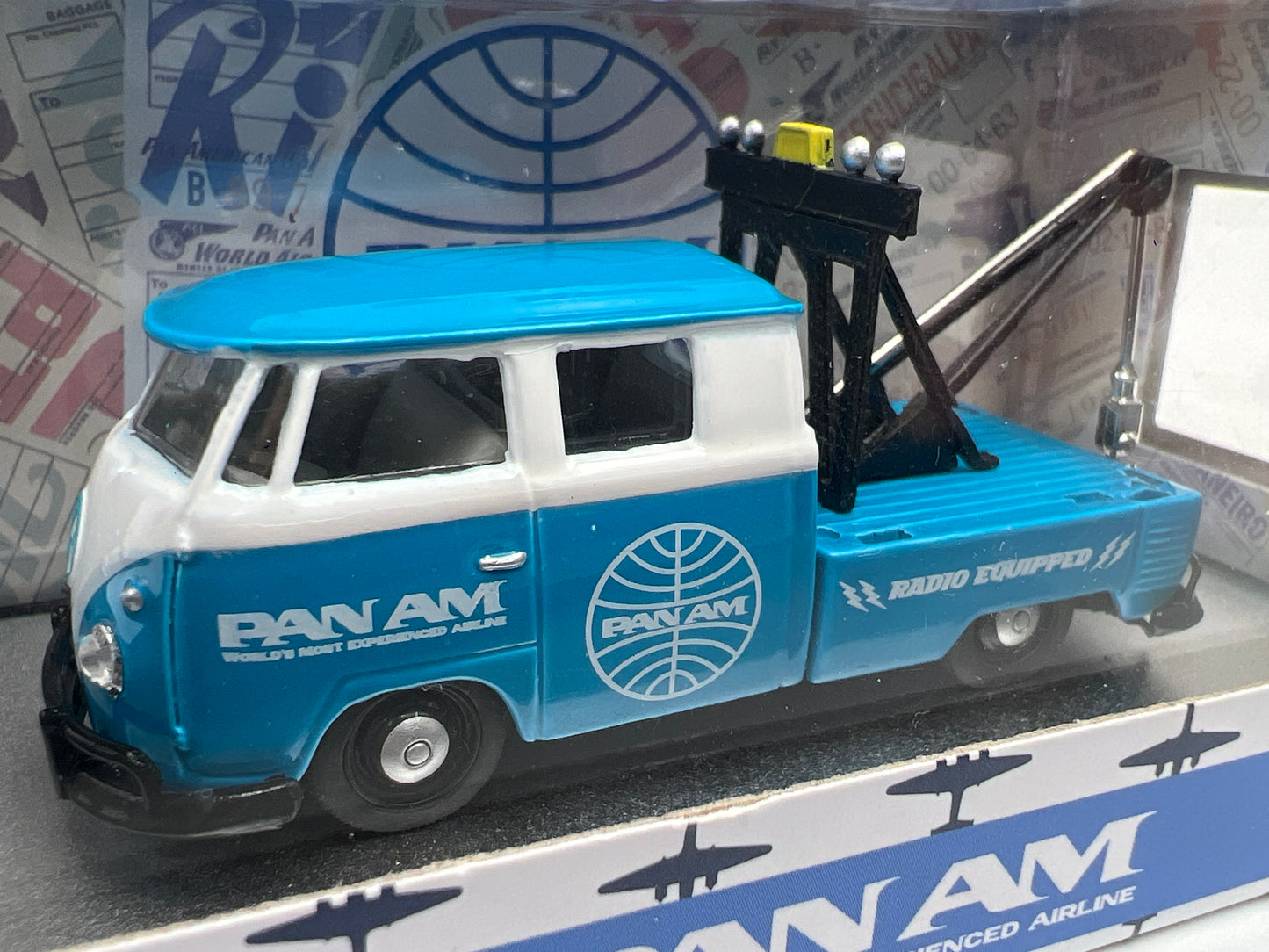 M2 Machines R86 Pan Am 1960 VW Double Cab Truck USA Model