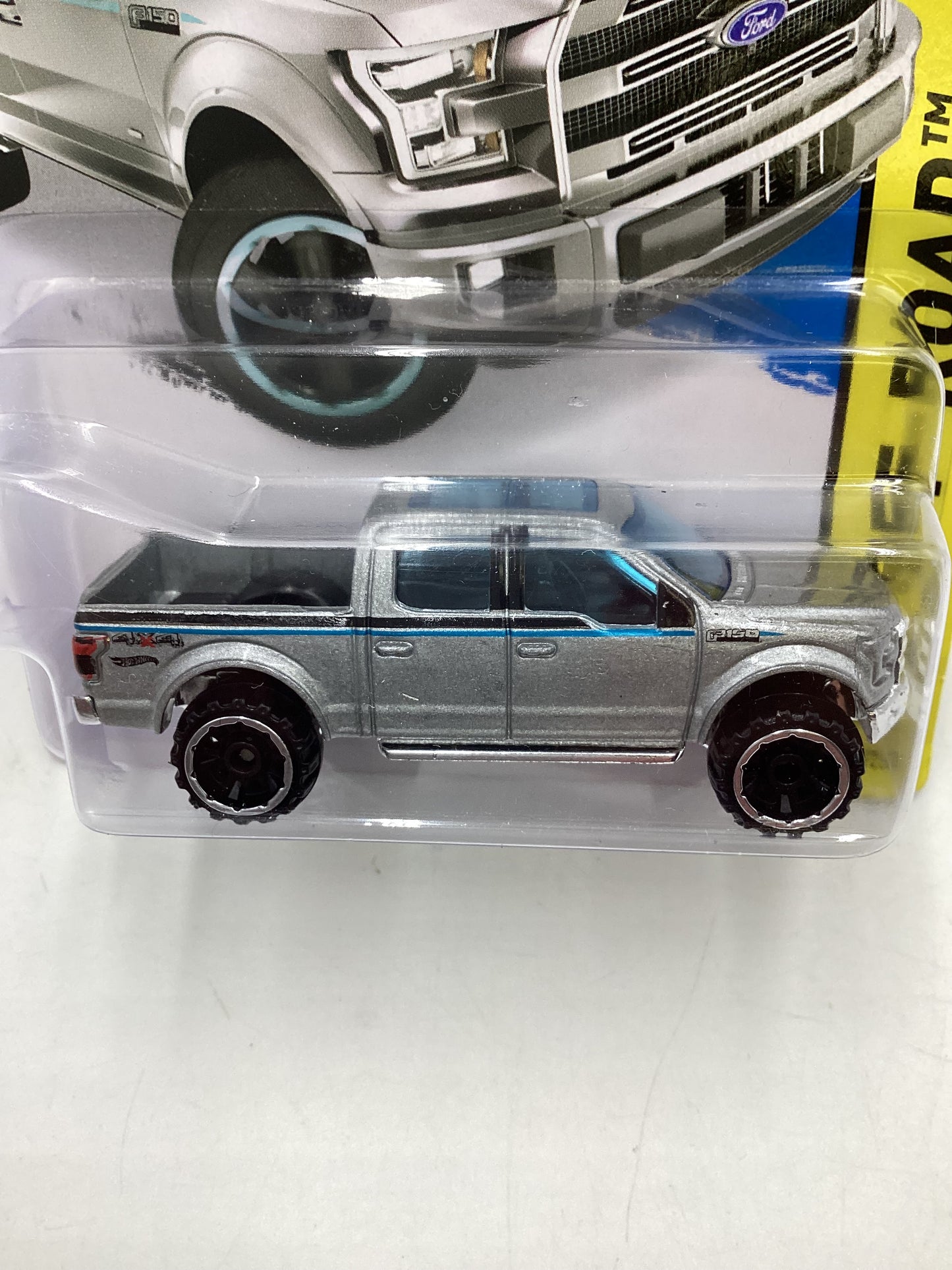 2015 Hot Wheels Off Road #119 15 Ford F 150 Silver 34A