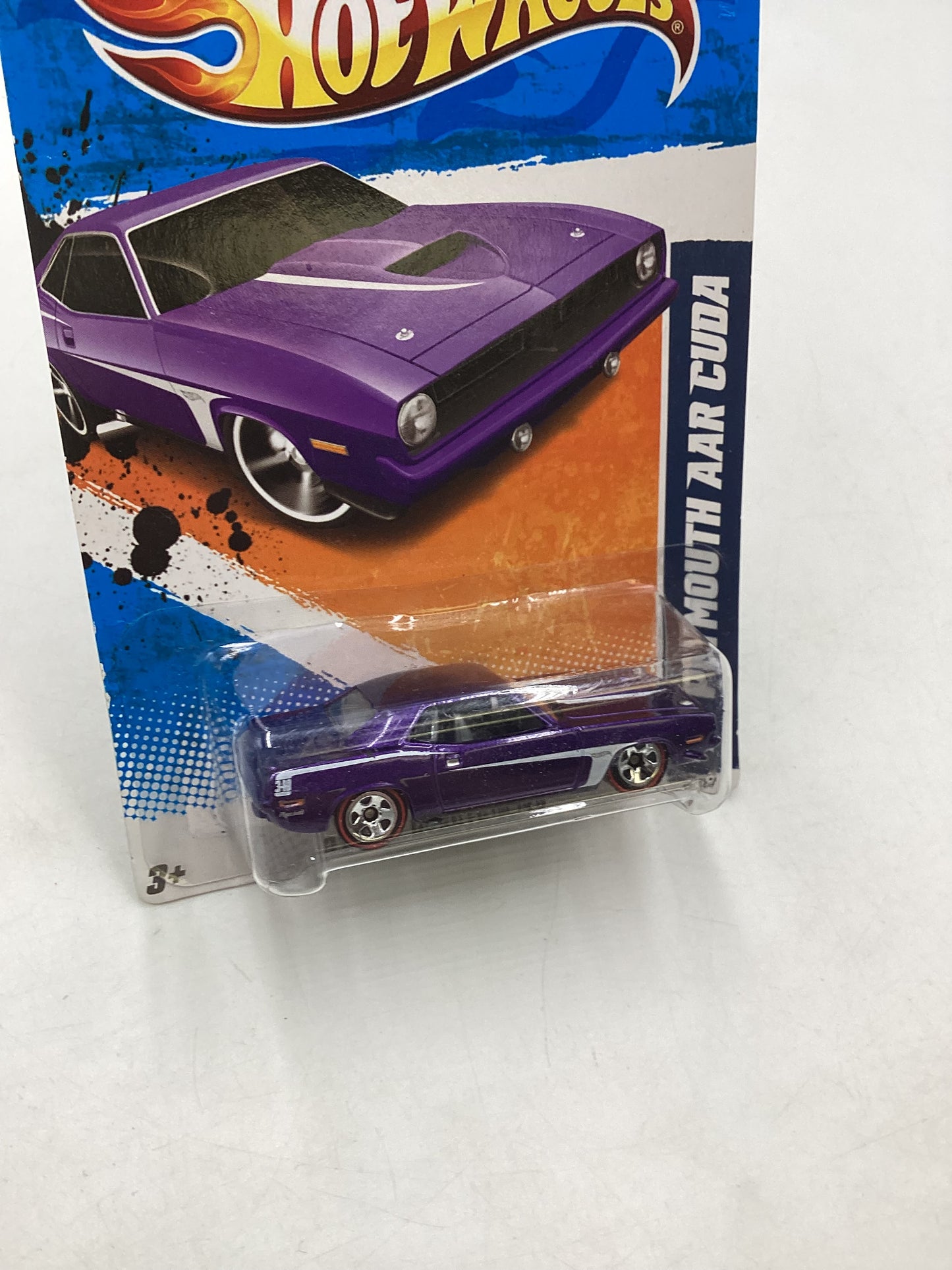 2011 Hot Wheels #83 70 Plymouth AAR Cuda Purple Walmart Exclusive 237C