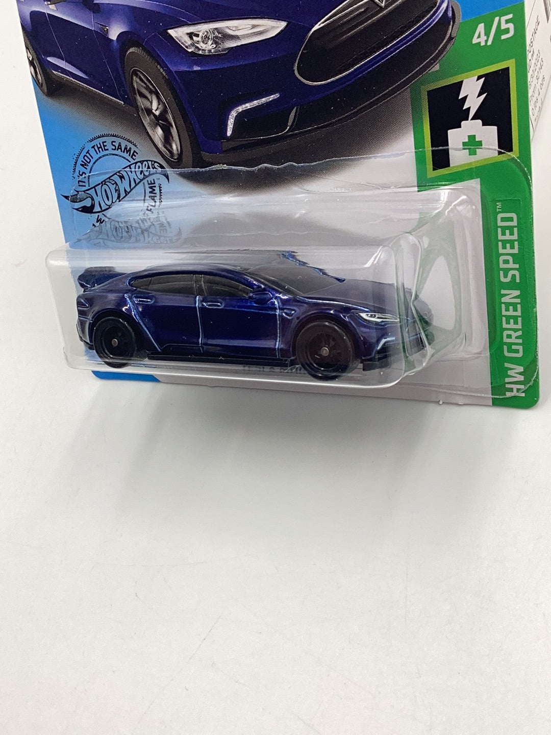 2019 hot wheels super treasure hunt #226 Tesla Model S W/Protector