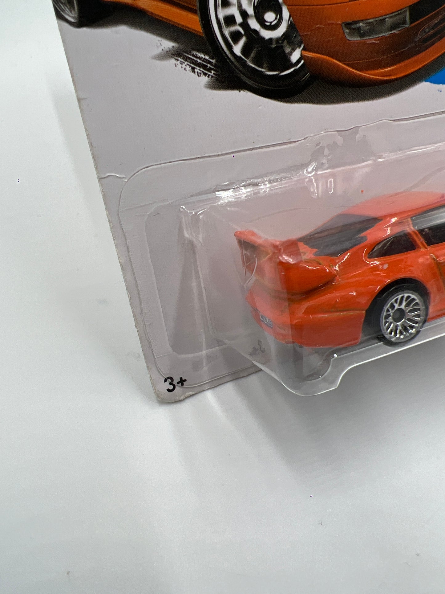 2017 Hot Wheels Factory Fresh #30 Porsche 993 GT2 Orange (Bad Card) 98A