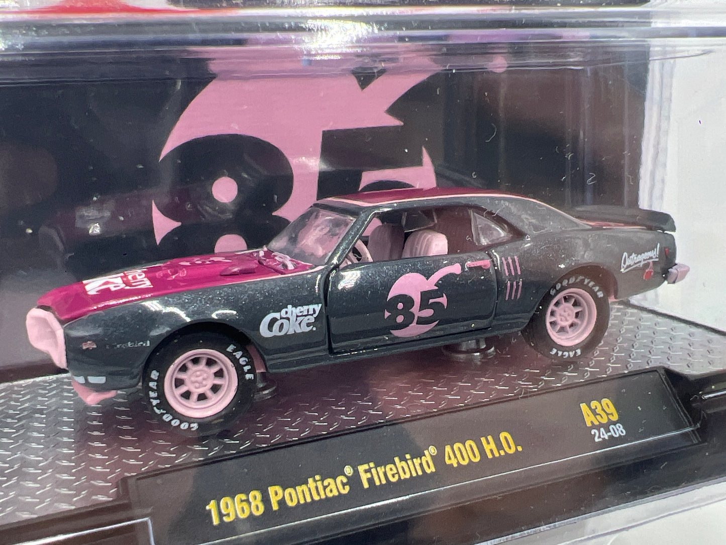 M2 Machines Coca Cola Cherry Coke CHASE 1968 Pontiac Firebird 400 HO A39
