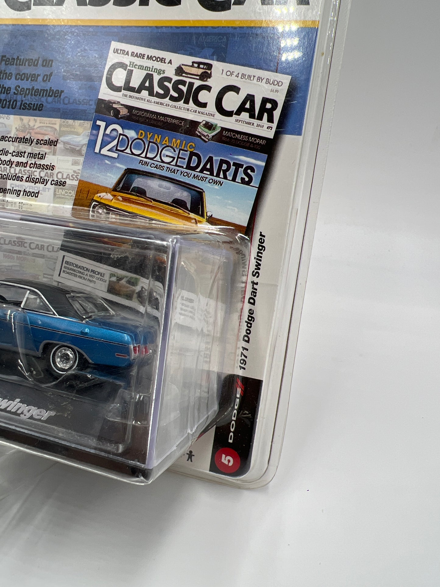 Auto World Hemmings Classic Car #5 1971 Dodge Dart Swinger Blue