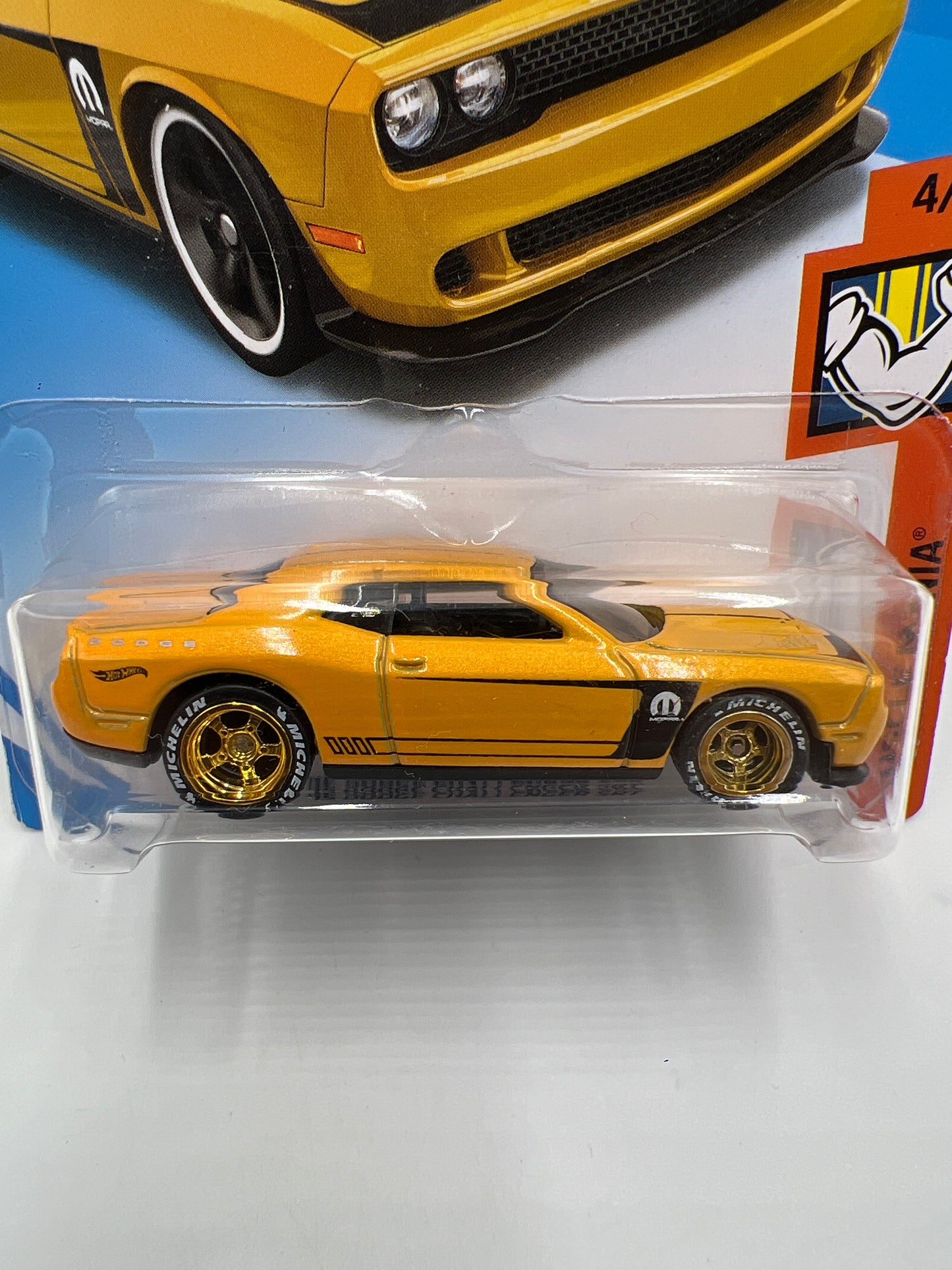 Hot Wheels 15 Dodge Challenger SRT Yellow Wheel Swap Custom On Card W/Protector SR