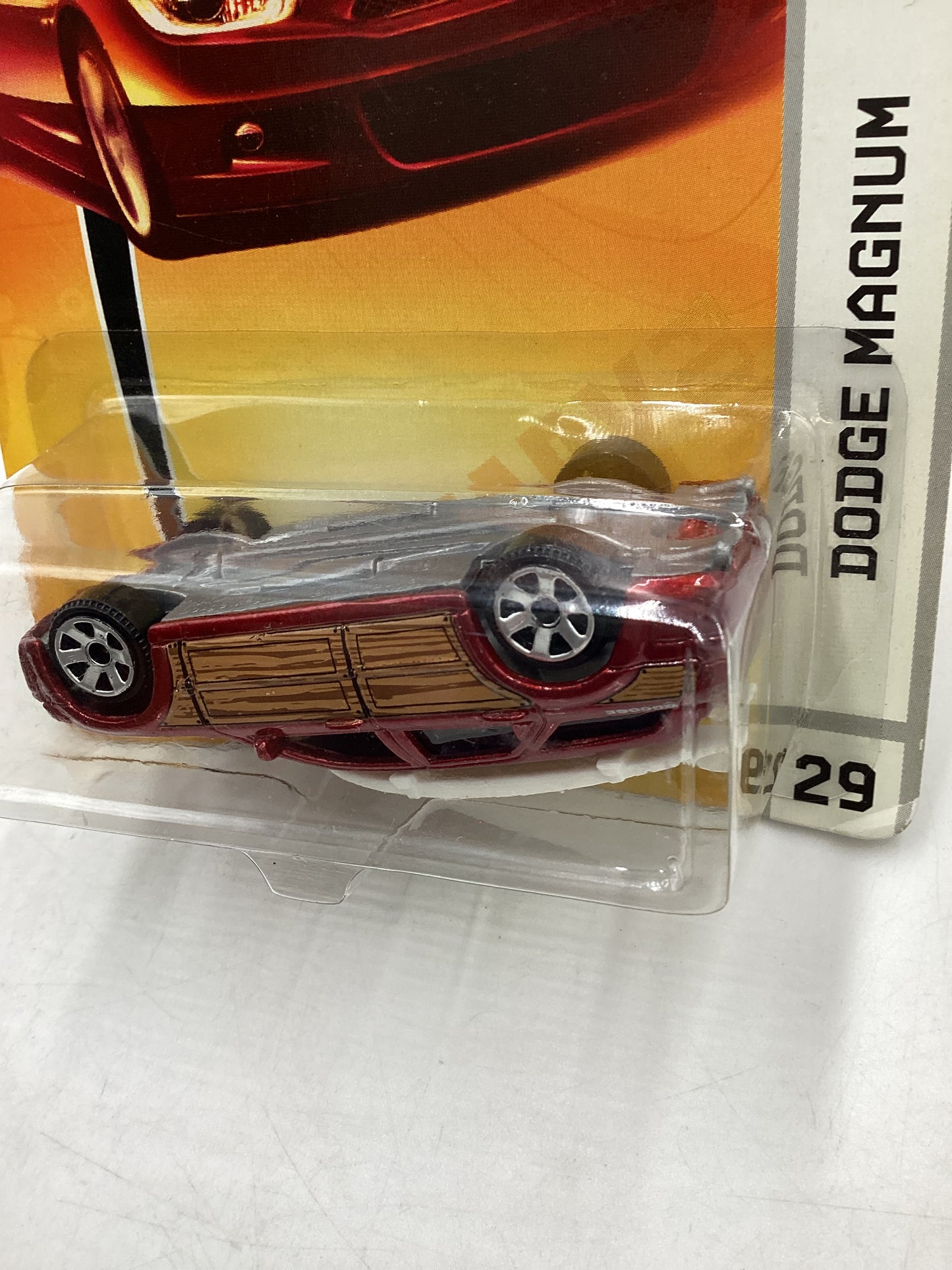 Matchbox Metro Rides #29 Dodge Magnum Red (Upside Down) 208B