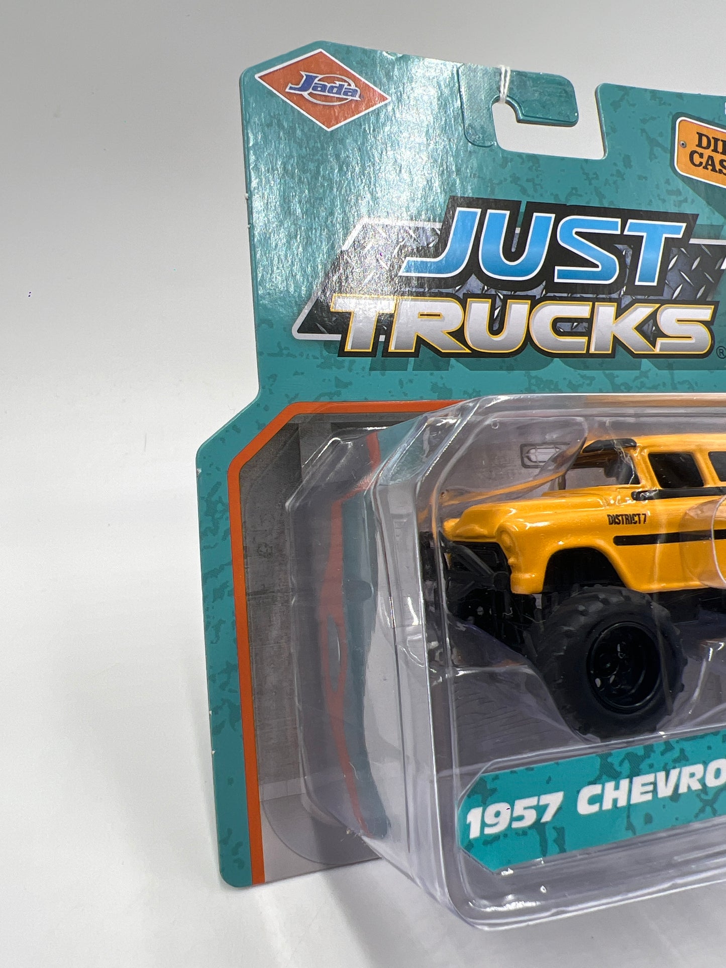 2025 Jada Just Trucks 1957 Chevrolet Suburban School Bus Yellow