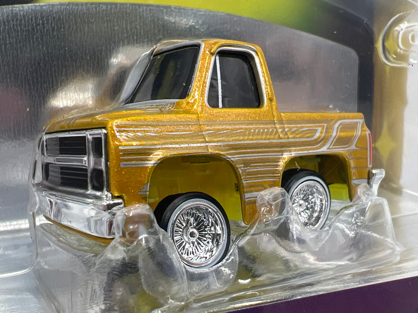 MGA Car Tuned Series 2 Show Glow Lowriders #3 87 Chevy C10