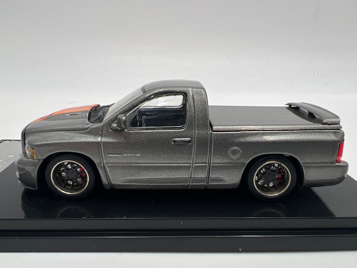 Shoom 64 Models 1:64 #16 Dodge Ram SRT-10 Gray W/Accessories