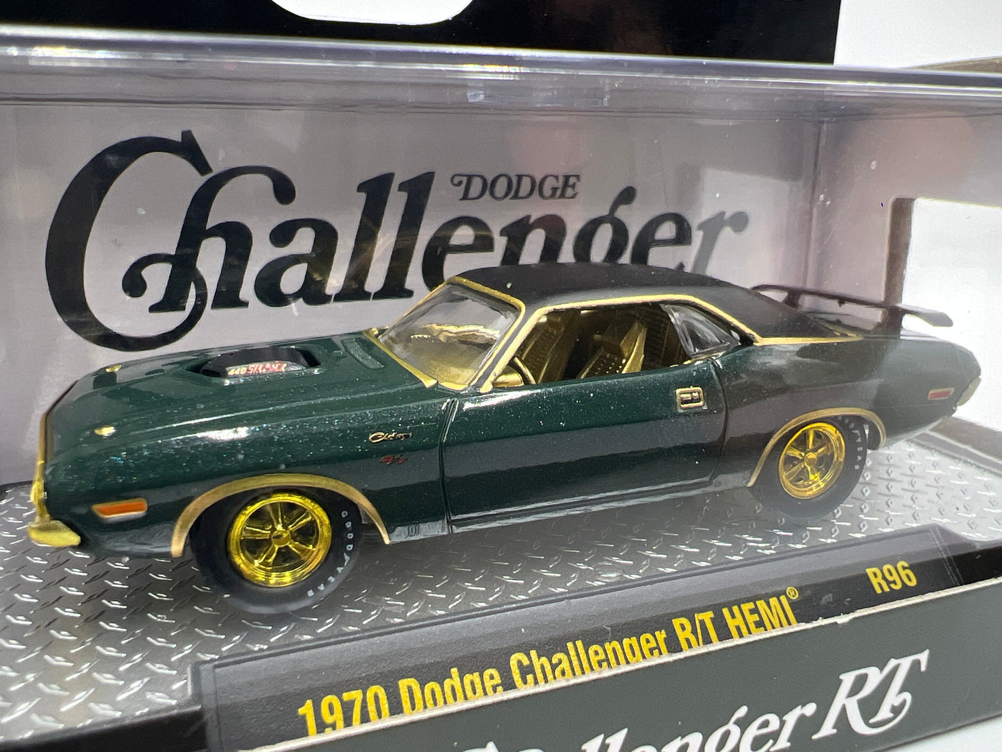 M2 Machines CHASE 1970 Dodge Challenger R/T Hemi Green R96