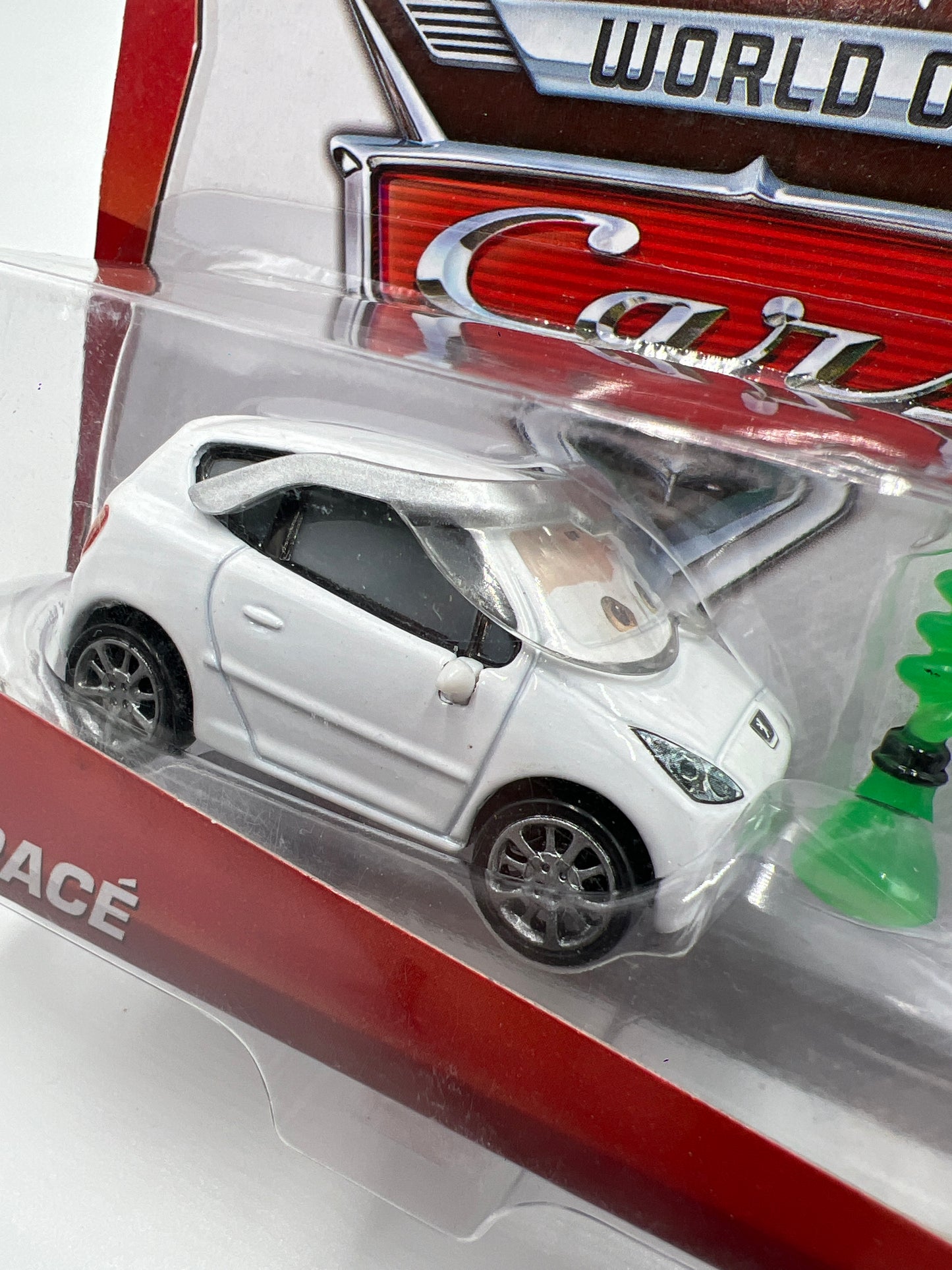 Disney Pixar The World of Cars #2 Mel Dorado Show Lee Race White Chase 140B